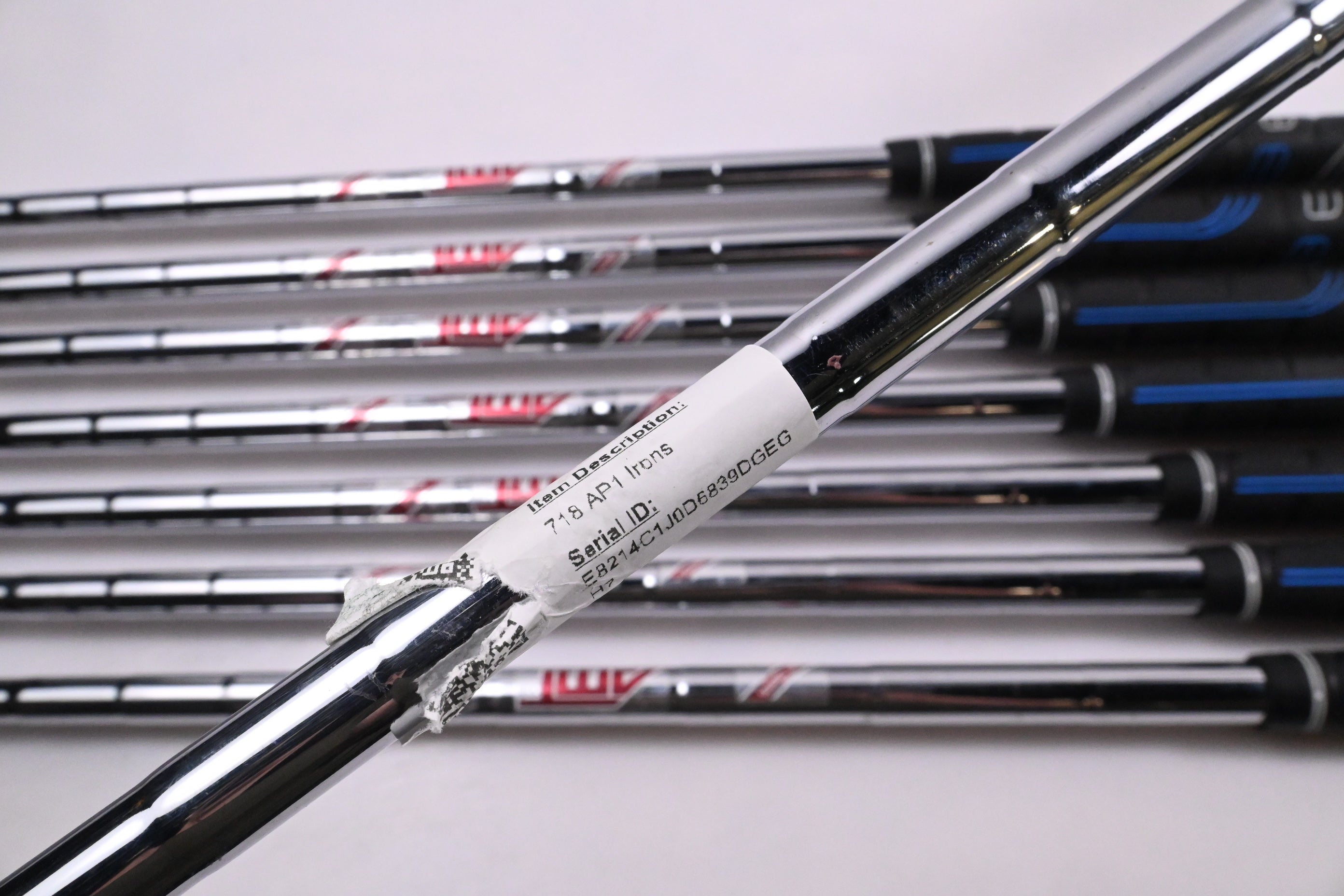 Titleist 718 AP1 Irons / 4-PW+48° / Regular Flex AMT Red R300 Shafts