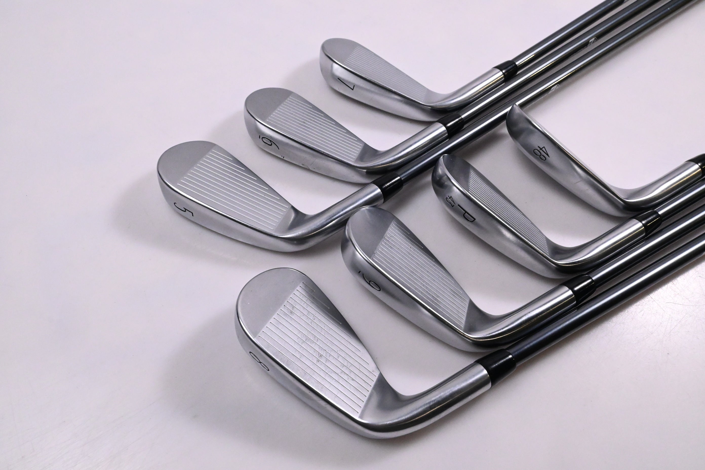Titleist T350 2025 Irons / 5-PW+48° / Regular Flex MMT AMC Red 65 Shafts