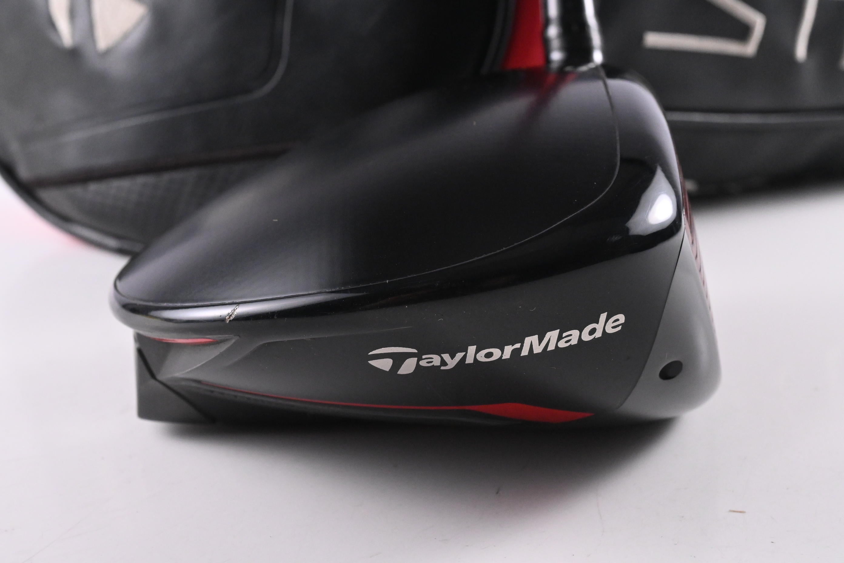 Taylormade Stealth Driver / 9 Degree / Regular Flex Speeder NX Red 50 Shaft