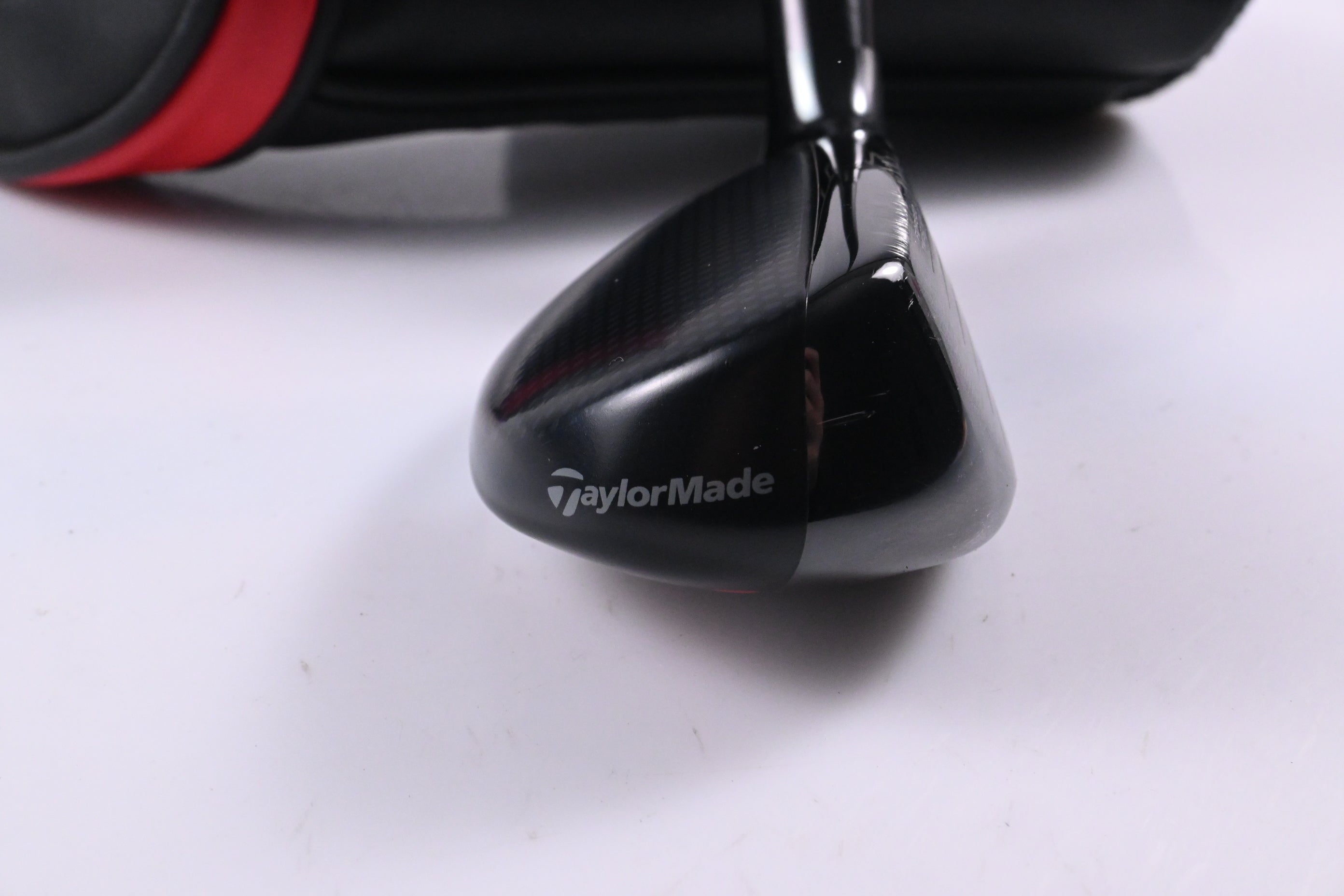 Taylormade Stealth Plus #3 Hybrid / 19.5 Degree / Regular Flex UST Proforce V2 Shaft