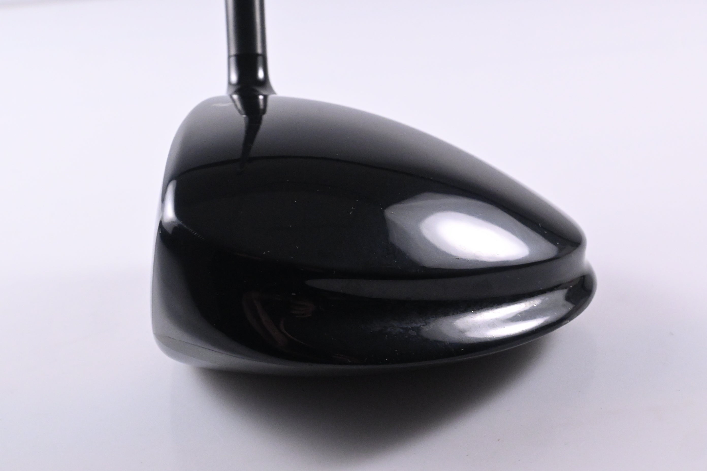 Left Hand Taylormade Tour Burner Driver / 10.5 Degree / Regular Flex Reax 60