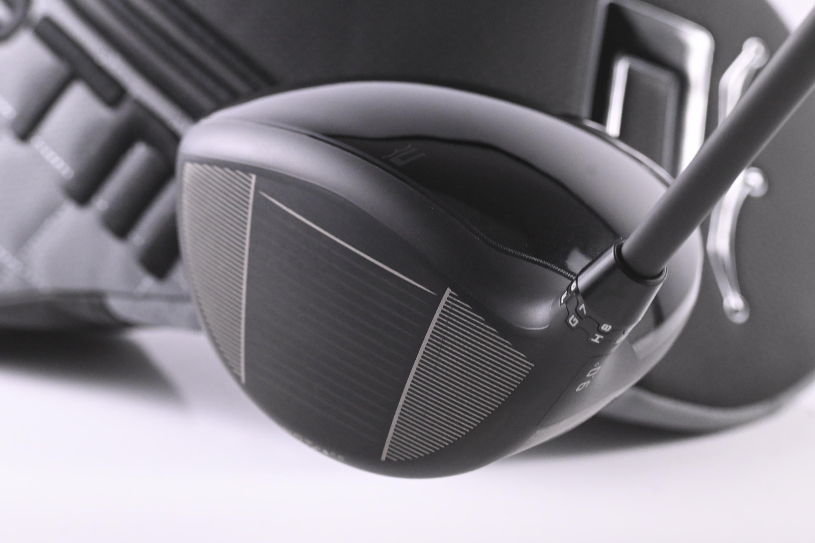 Cobra OPTM LS Driver / 9 Degree / Stiff Flex Denali Frost Black 60 Shaft