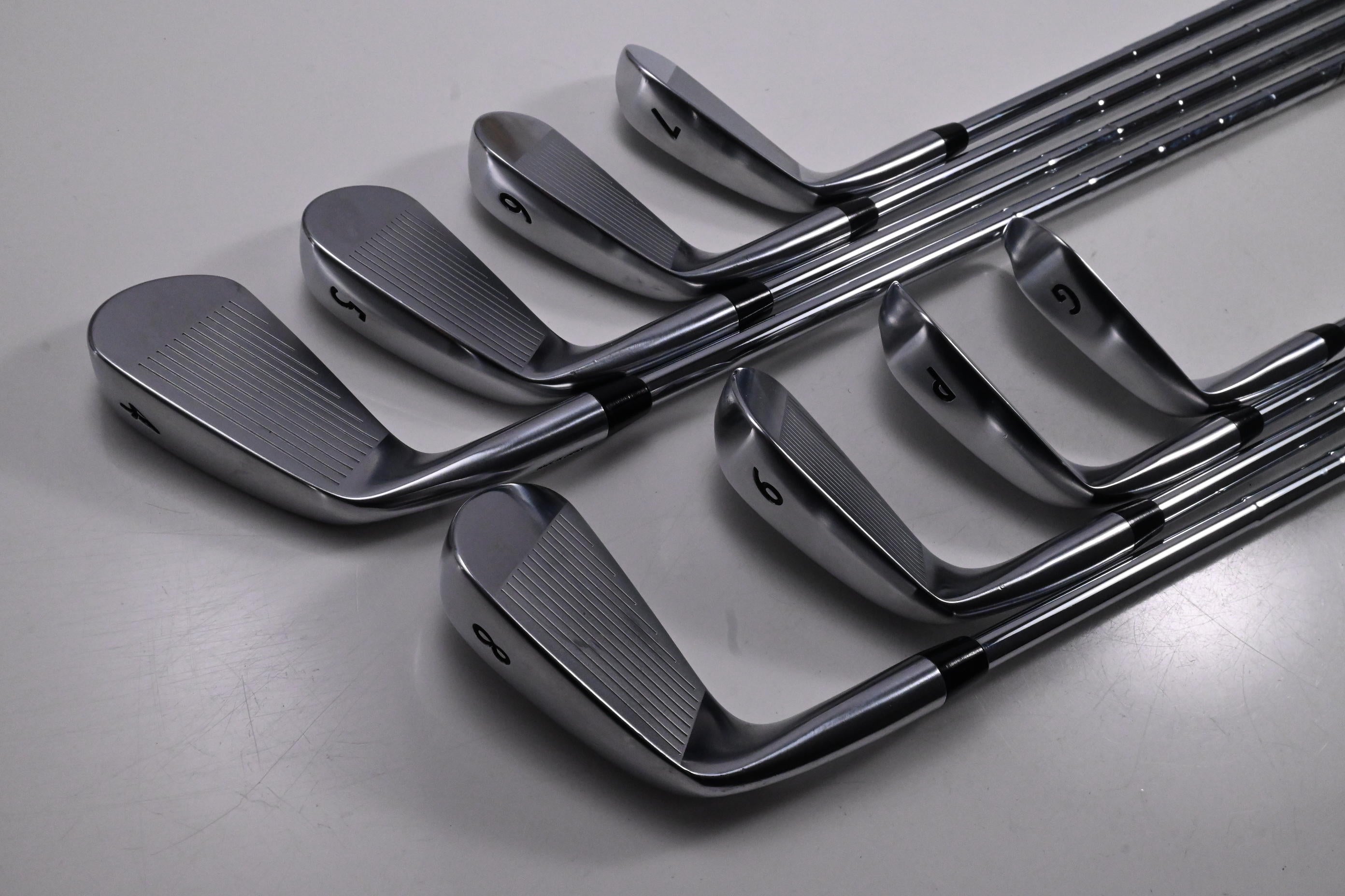 Miura TC-202 Irons / 4-PW+GW / Stiff Flex Dynamic Gold 115 S300 Shafts