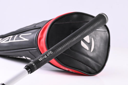 Taylormade Stealth Driver / 9 Degree / Stiff Flex Fujikura Speeder 661 Evolution