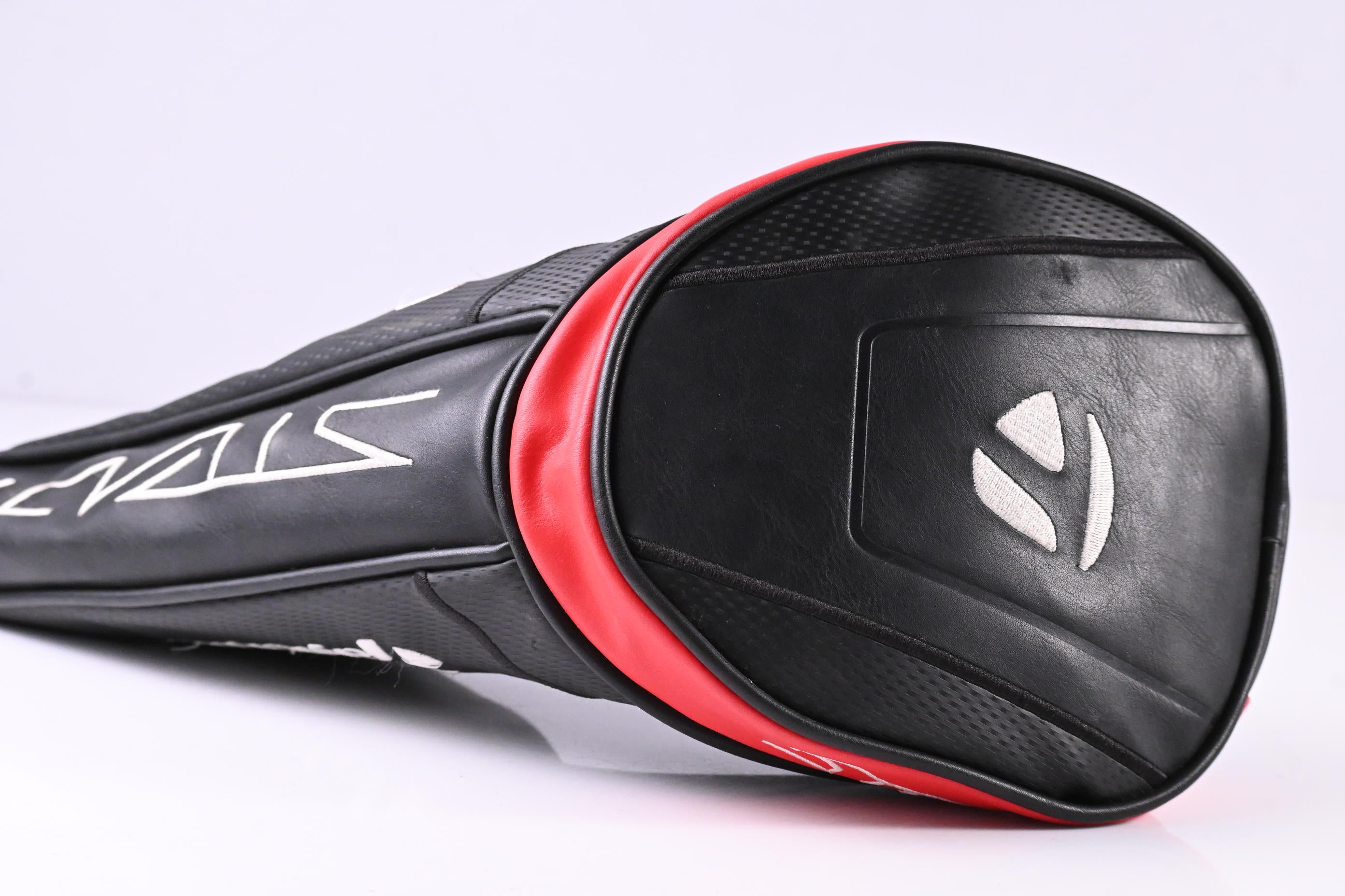 Taylormade Stealth Driver / 9 Degree / Stiff Flex Fujikura Speeder 661 Evolution