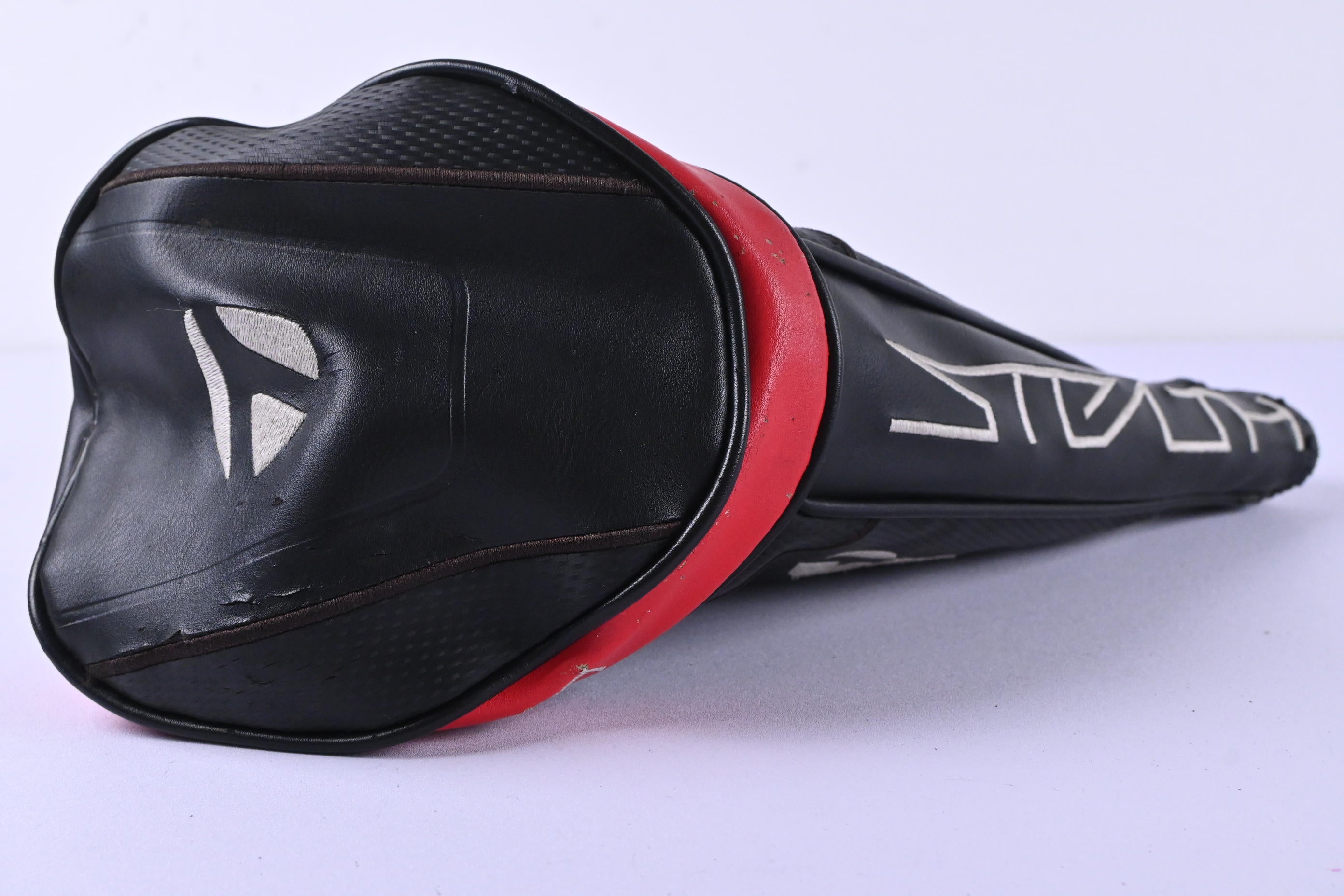 Taylormade Stealth Driver / 10.5 Degree / Regular Flex Fujikura Ventus Red 5 Shaft