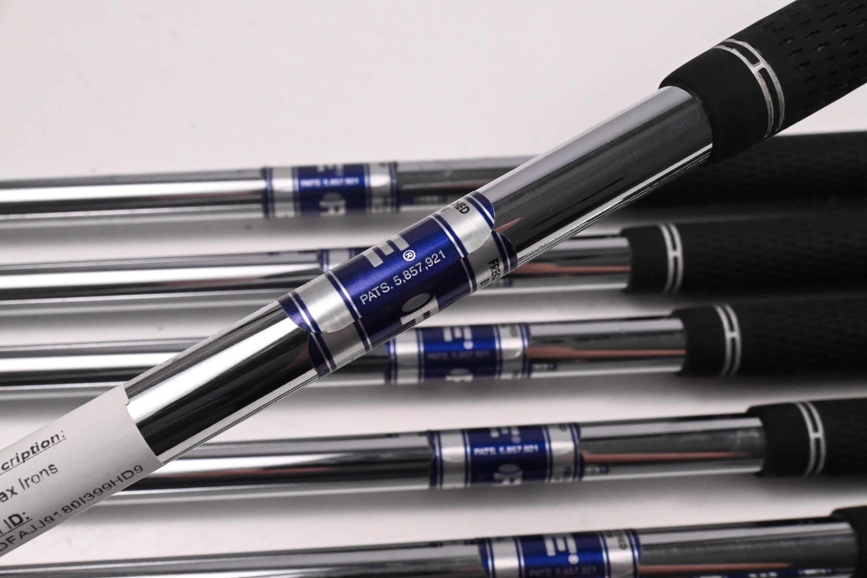 Taylormade SIM2 Max Irons / 5-PW+SW / Stiff Flex FCM Rifle Precision Shafts