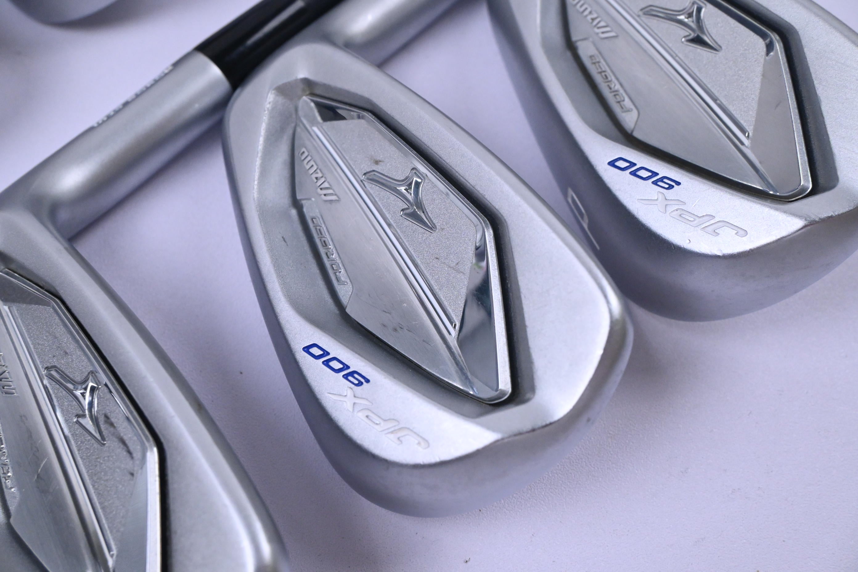 Mizuno JPX 900 Forged Irons / 5-PW / Senior Flex Project X LZ 60