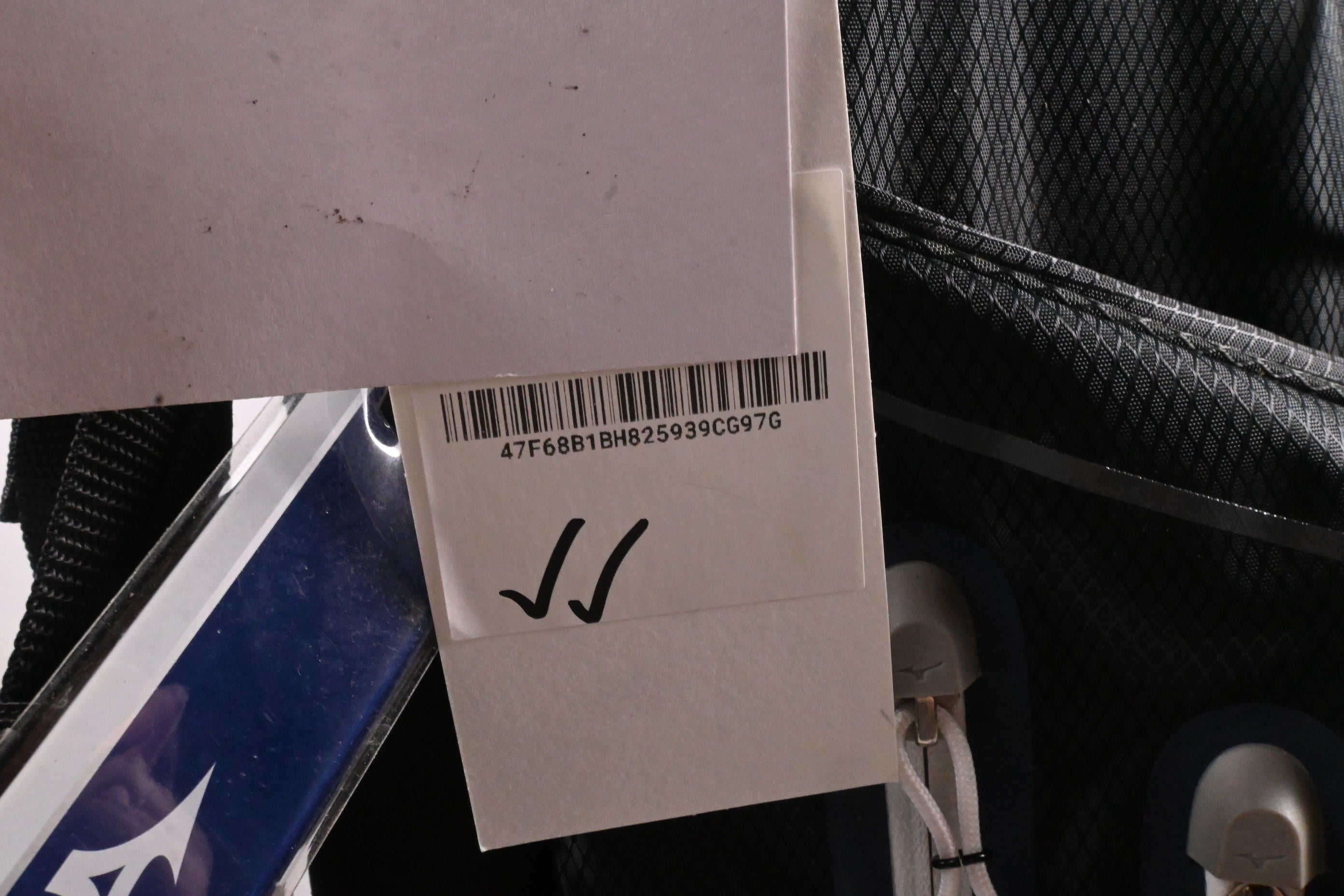 Mizuno Frame Walker Stand Bag / 4-Way Divider / Black