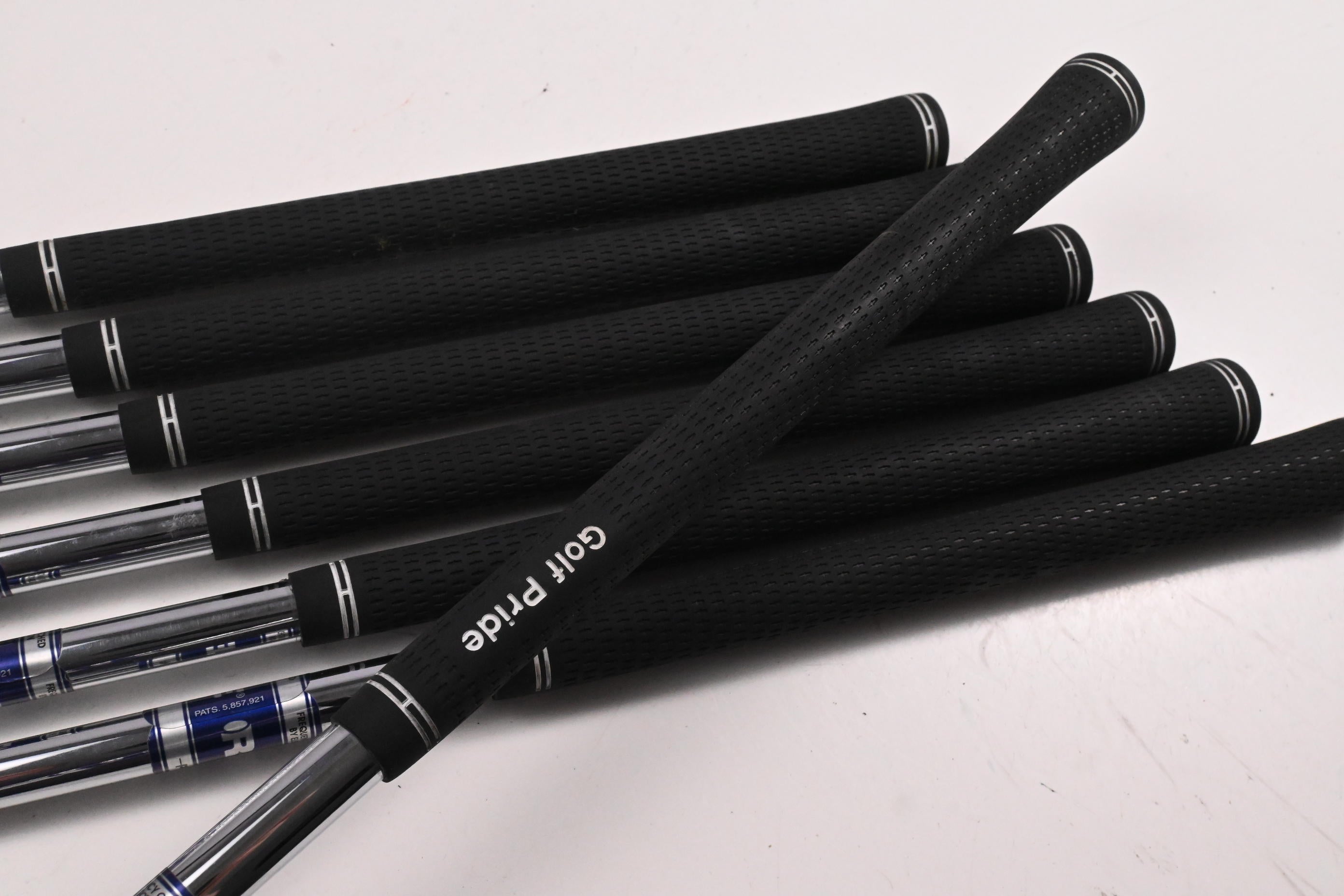 Taylormade SIM2 Max Irons / 5-PW+SW / Stiff Flex FCM Rifle Precision Shafts