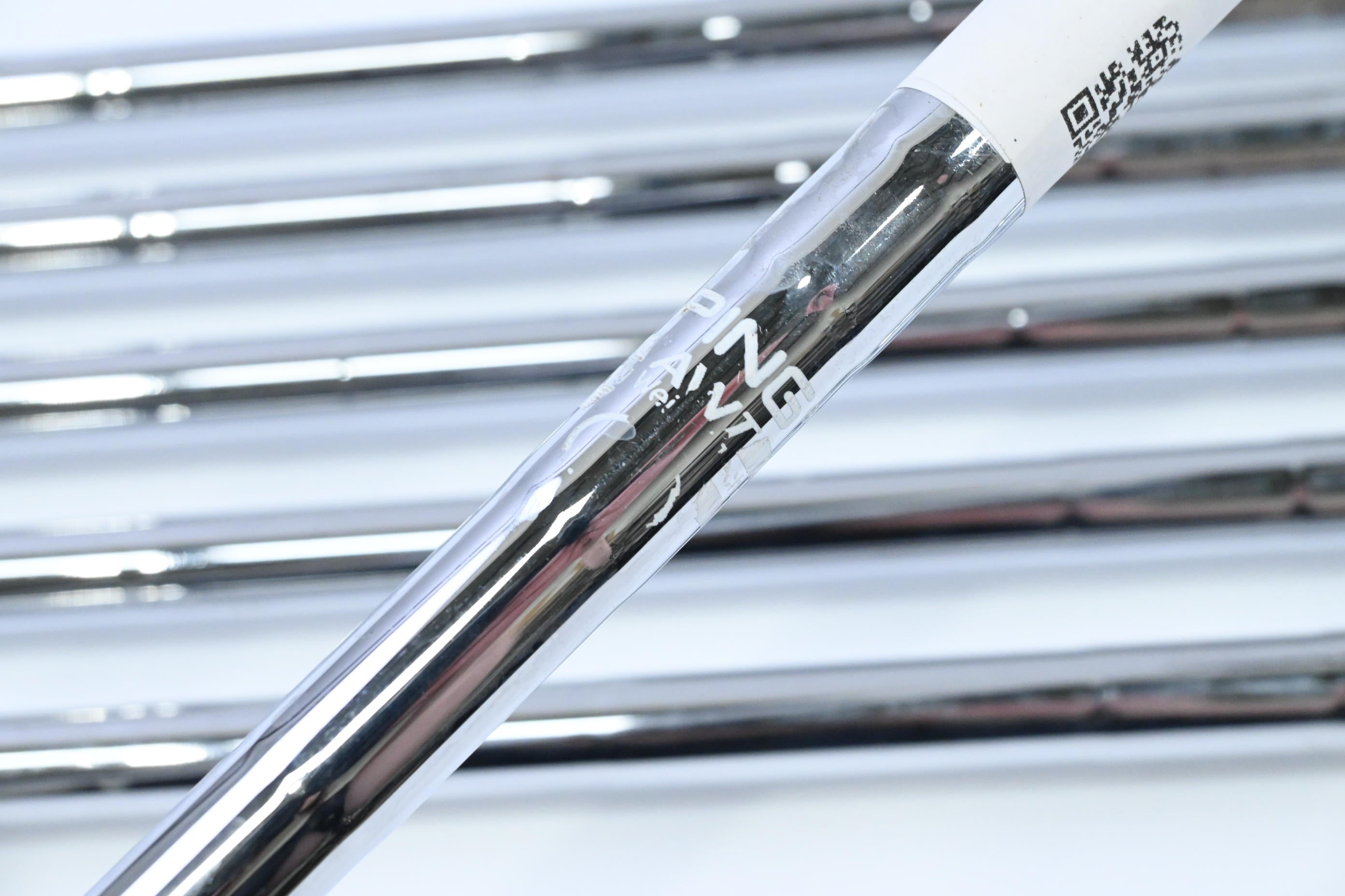 Ping G15 Irons / 4-9 / Black Dot / Regular Flex Ping AWT Shafts