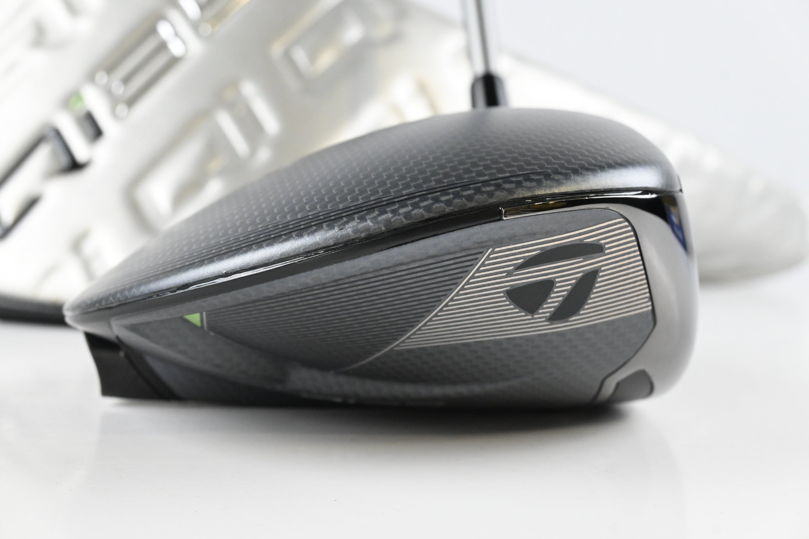 Taylormade Qi35 Max Driver / 10.5 Degree / Regular Flex Airspeeder 50 Shaft