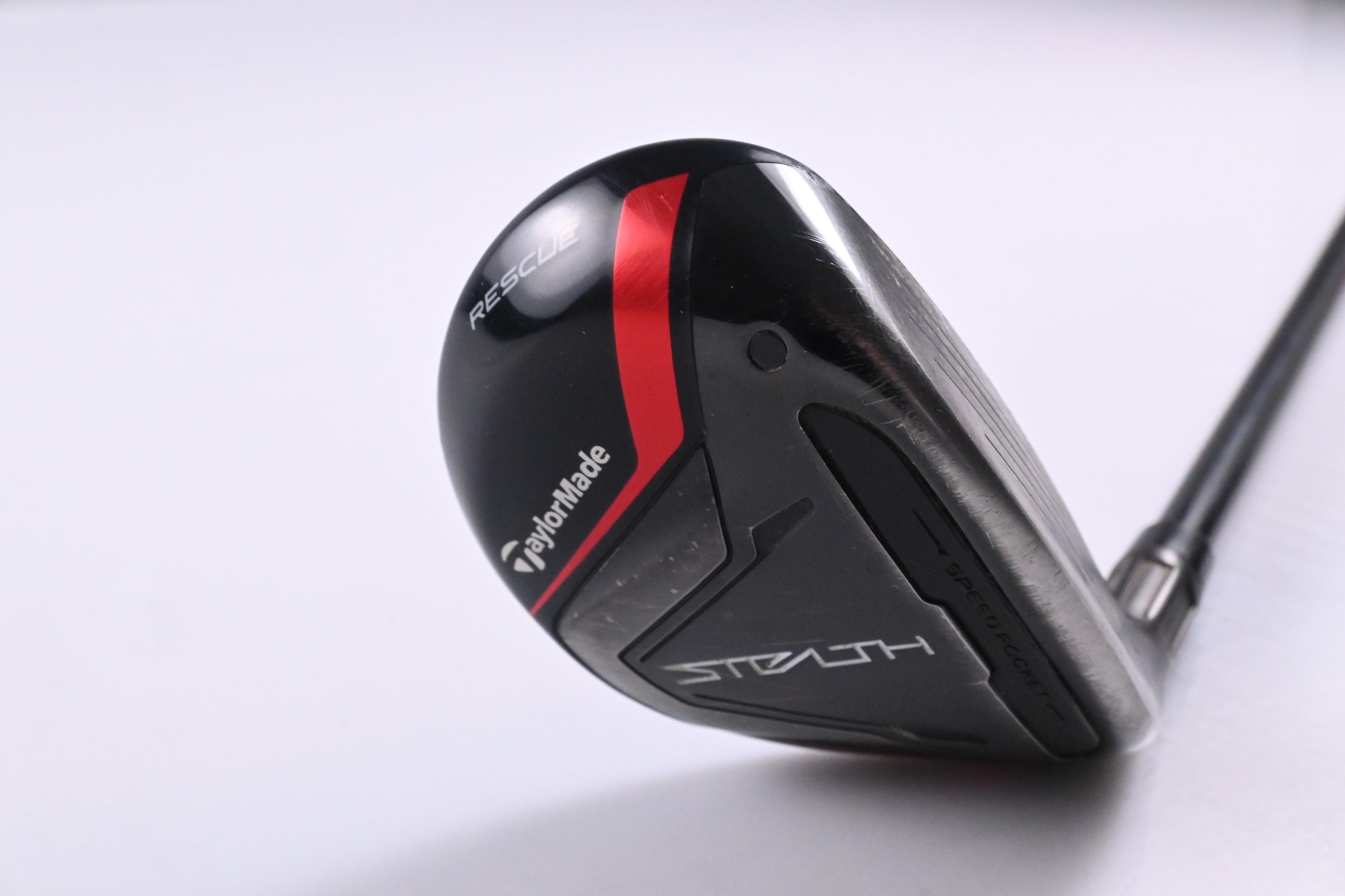 Taylormade Stealth #4 Hybrid / 22 Degree / Regular Flex Fujikura Ventus Red 6