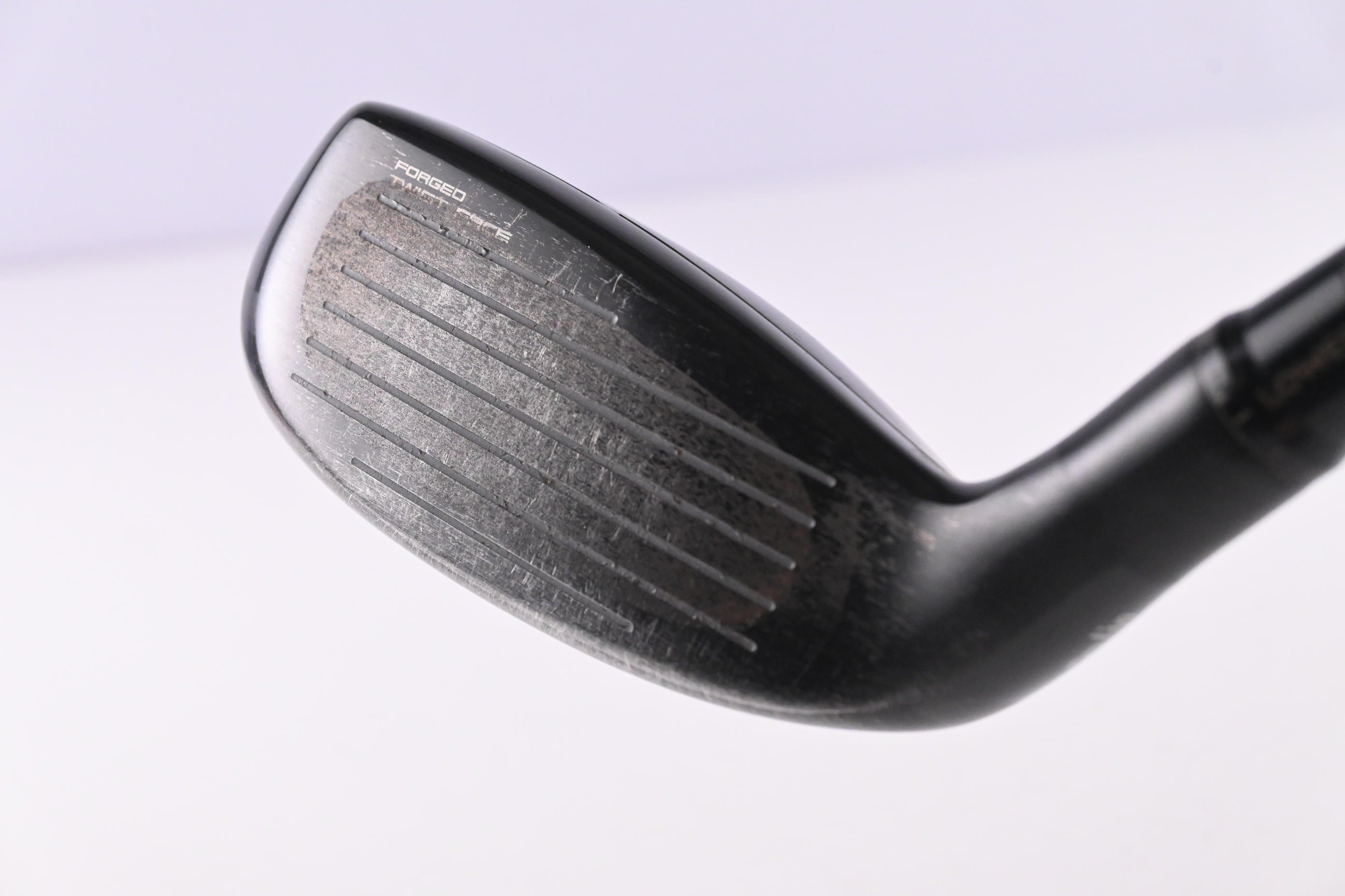Taylormade SIM2 #3 Hybrid / 19.5 Degree / Regular Flex Ventus Blue 6 Shaft