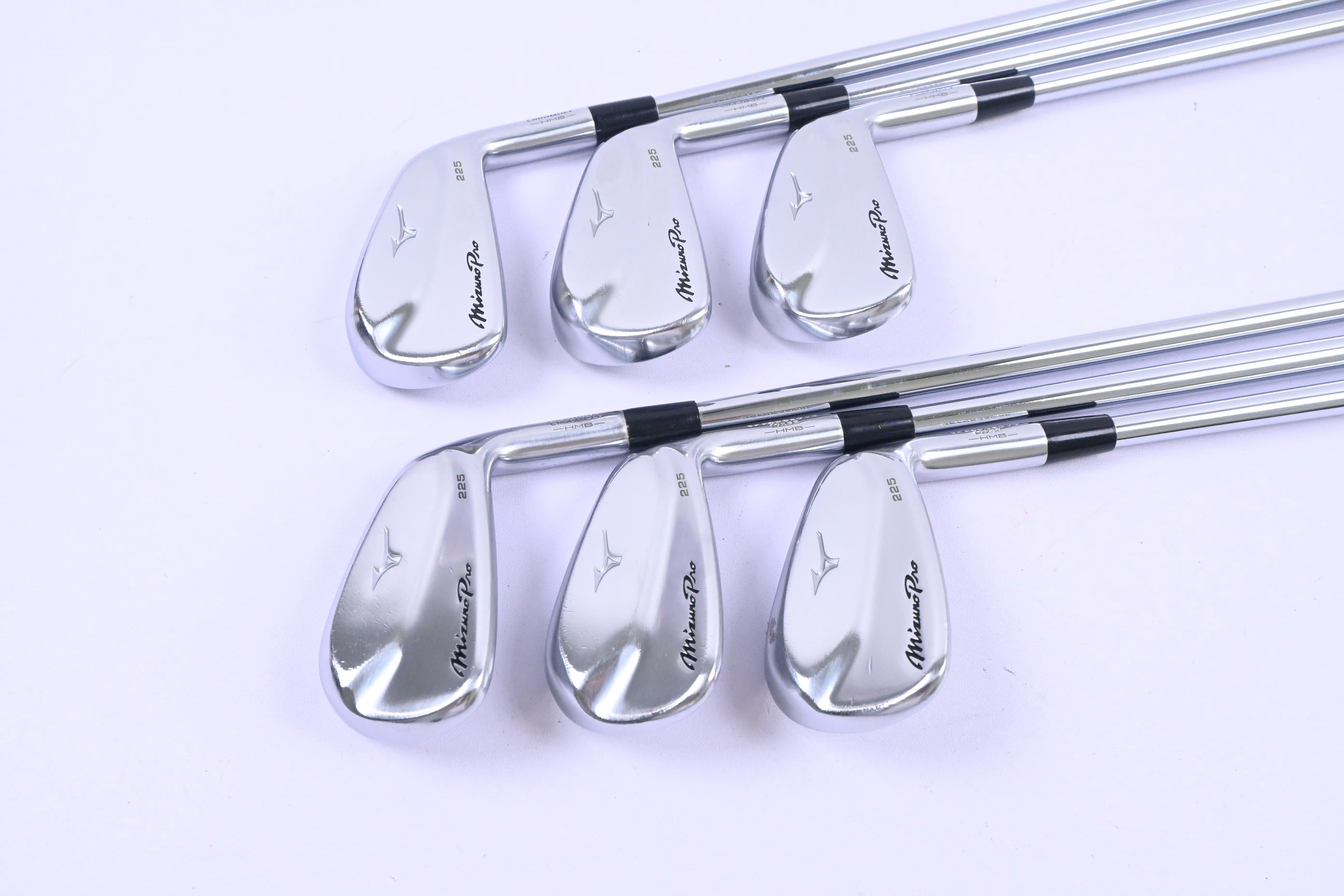 Mizuno Pro 225 Irons / 5-PW / Regular Flex Dynamic Gold 105 R300 Shafts