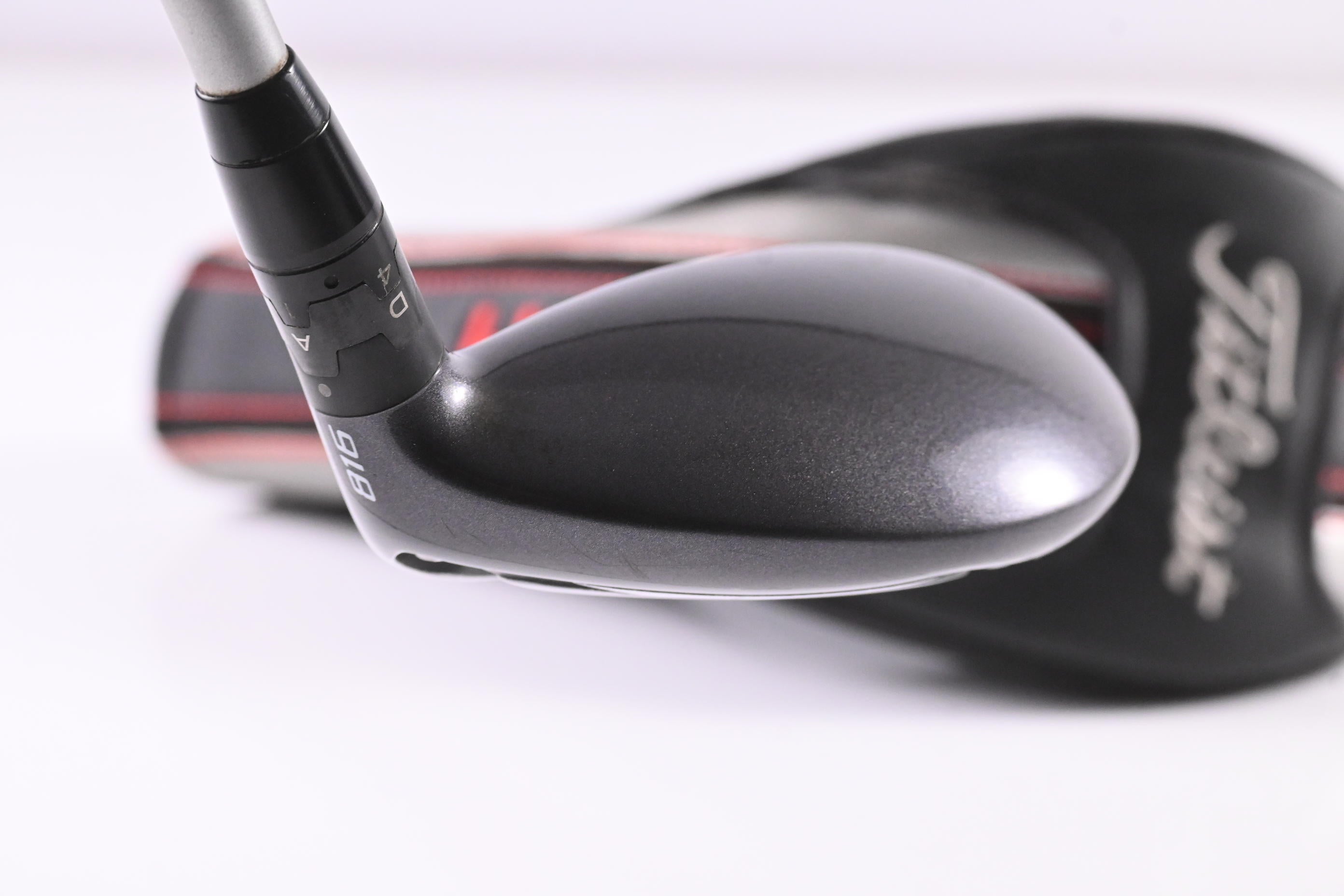 Titleist 816 H1 #4 Hybrid / 23 Degree / Regular Flex Diamana M+ 60 Red Shaft