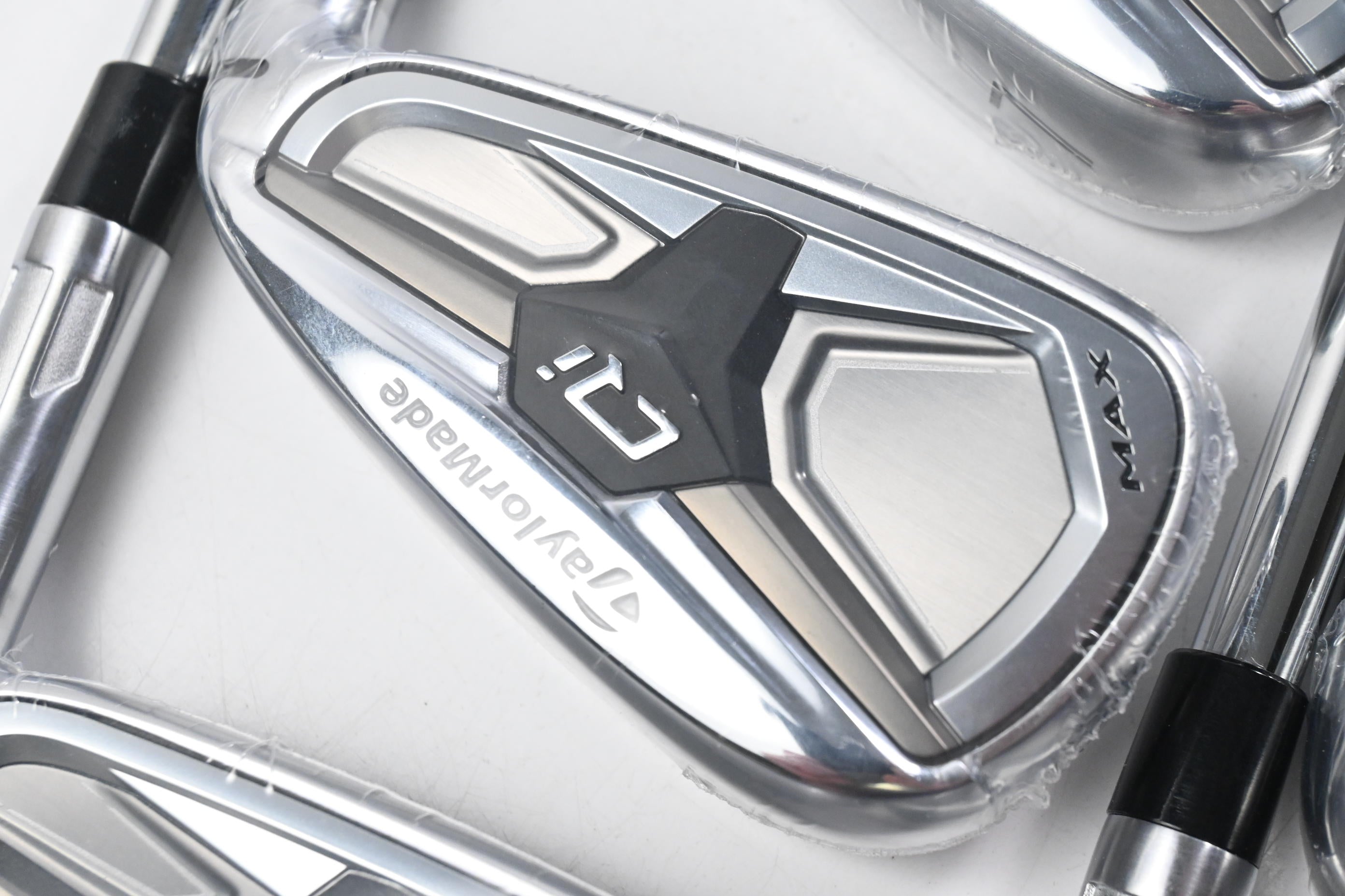 Taylormade Qi Max Irons / 5-PW / Stiff Flex KBS MAX MT 85 Steel Shafts