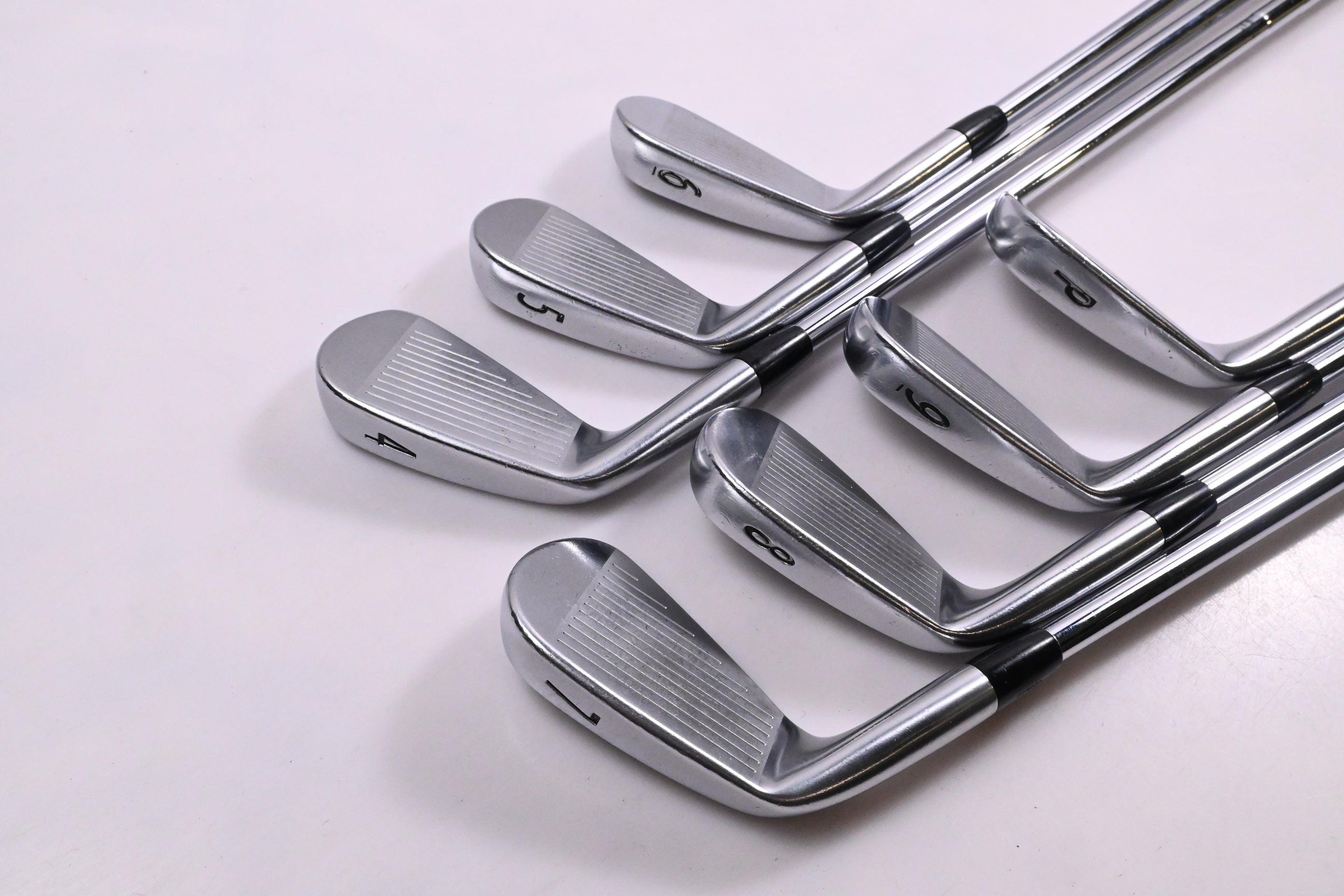Titleist 712 CB Irons / 4-PW / Stiff Flex Steel Shafts