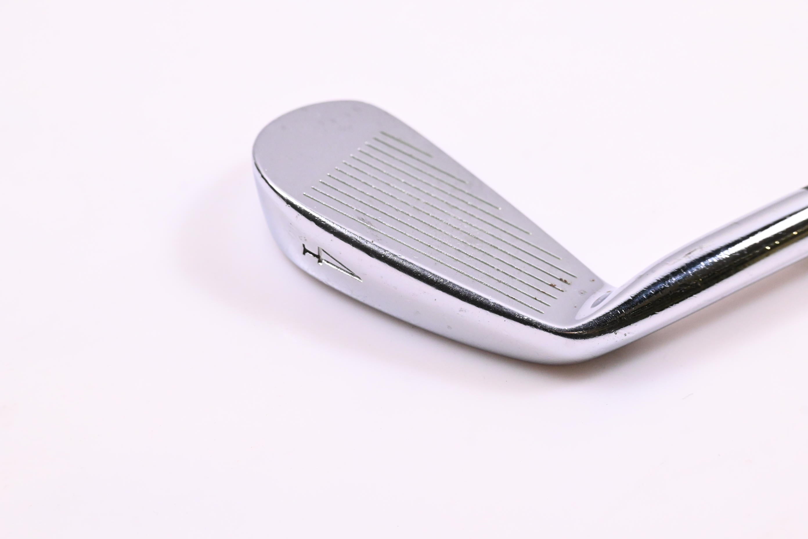 Mizuno MP-32 #4 Iron / 24 Degree / Regular Flex Dynamic Gold R300 Shaft
