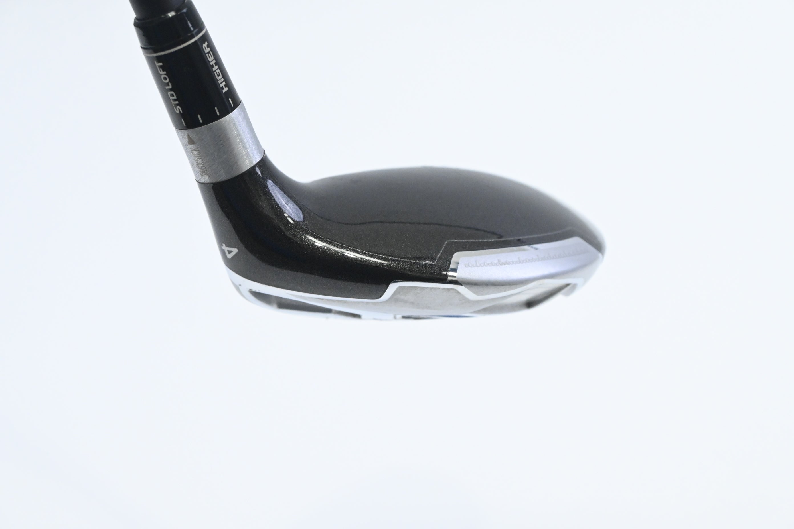 Taylormade SLDR #4 Hybrid / 21 Degree / Regular Flex Fujikura Speeder 82 Shaft