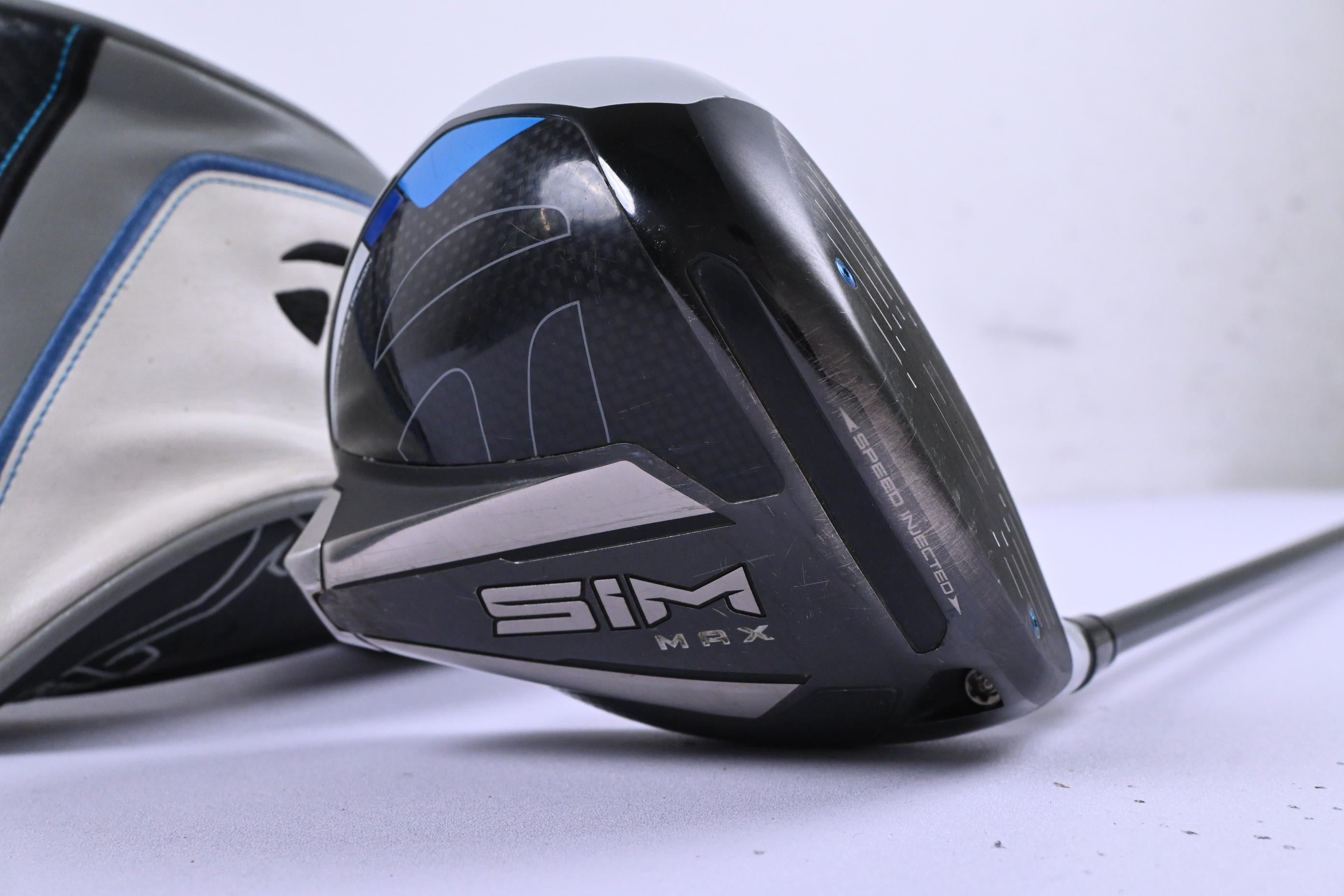 Taylormade SIM Max Driver / 9 Degree / Stiff Flex HZRDUS Smoke 70 Shaft