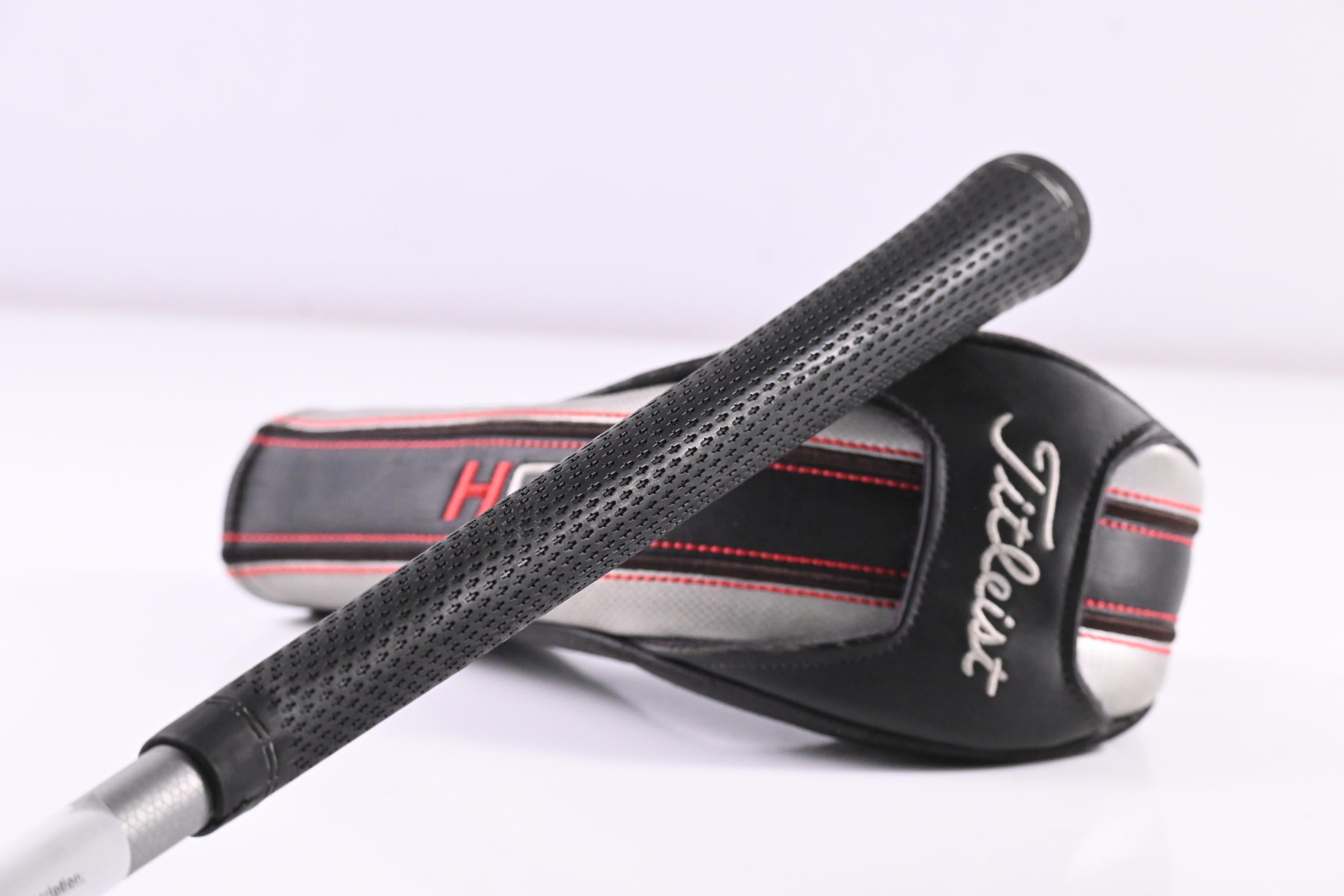 Titleist 816 H1 #4 Hybrid / 23 Degree / Regular Flex Diamana M+ 60 Red Shaft