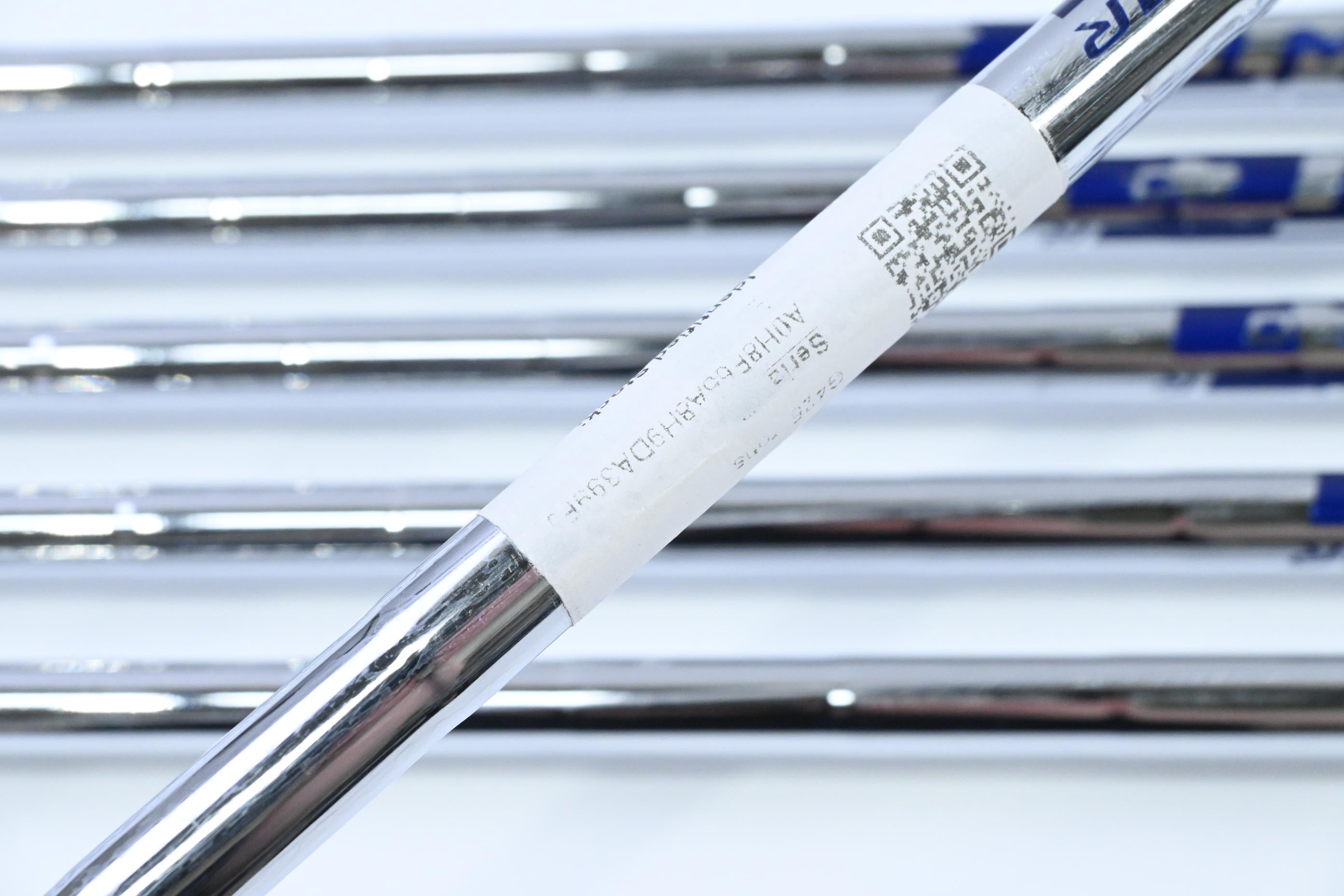 Ping G425 Irons / 5-PW / Red Dot / Regular Flex Ping AWT 2.0 Shafts