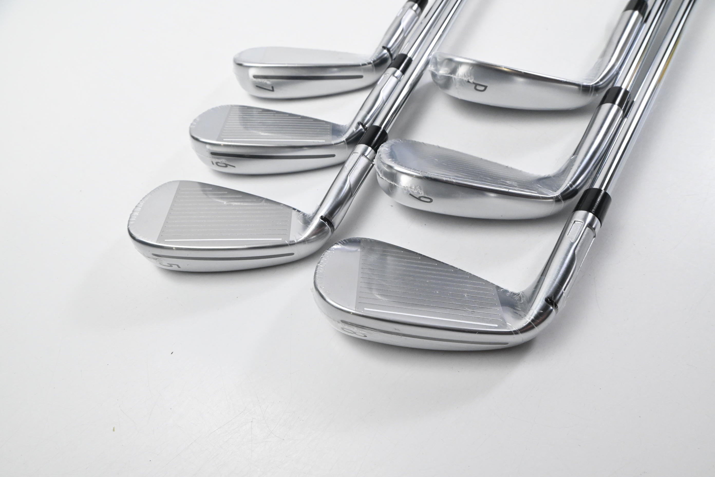 Taylormade Qi Max Irons / 5-PW / Stiff Flex KBS MAX MT 85 Steel Shafts
