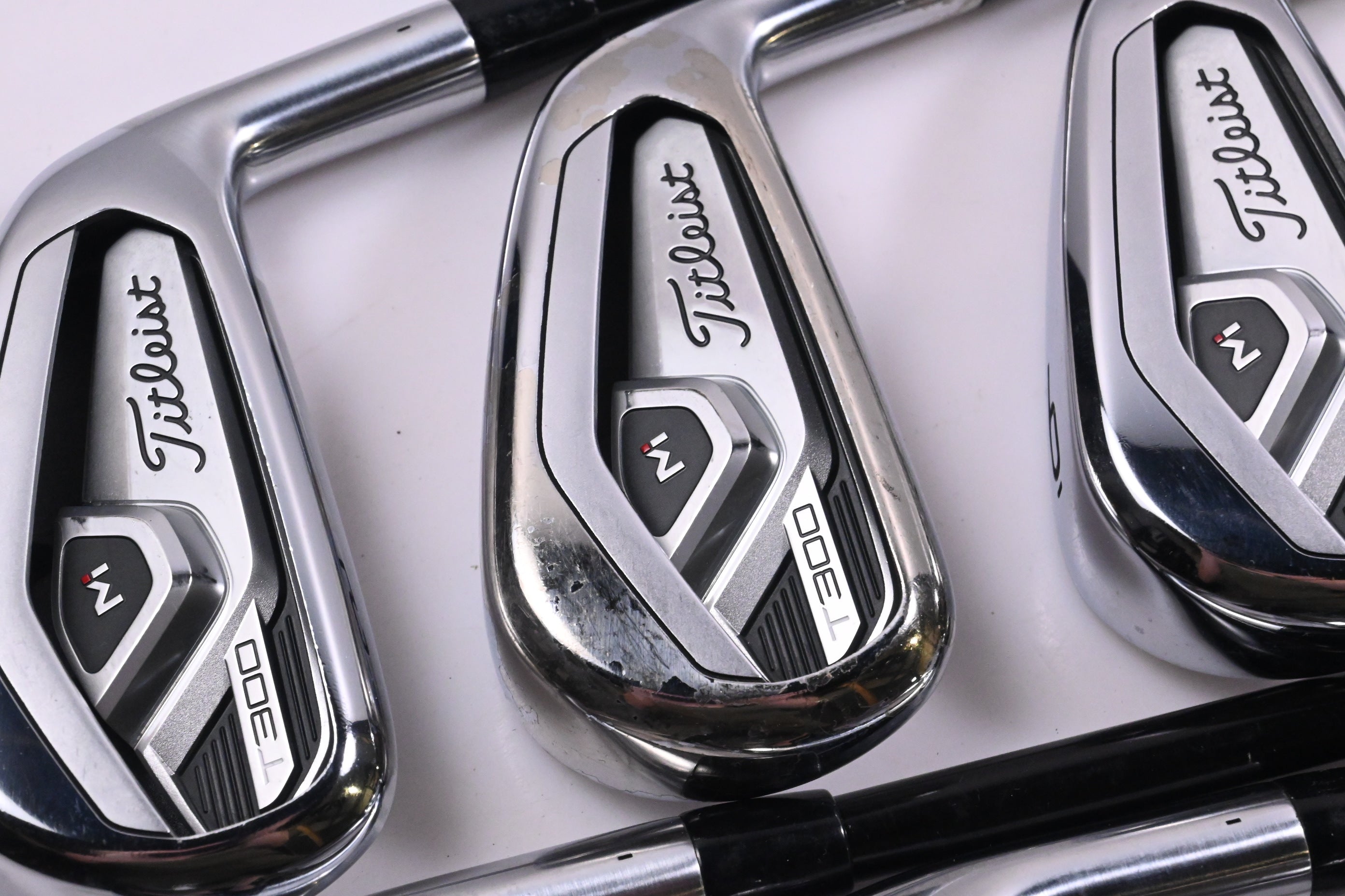 Titleist T300 2019 Irons / 4-9i / Regular Flex Tensei AV Red AM(2) Shafts