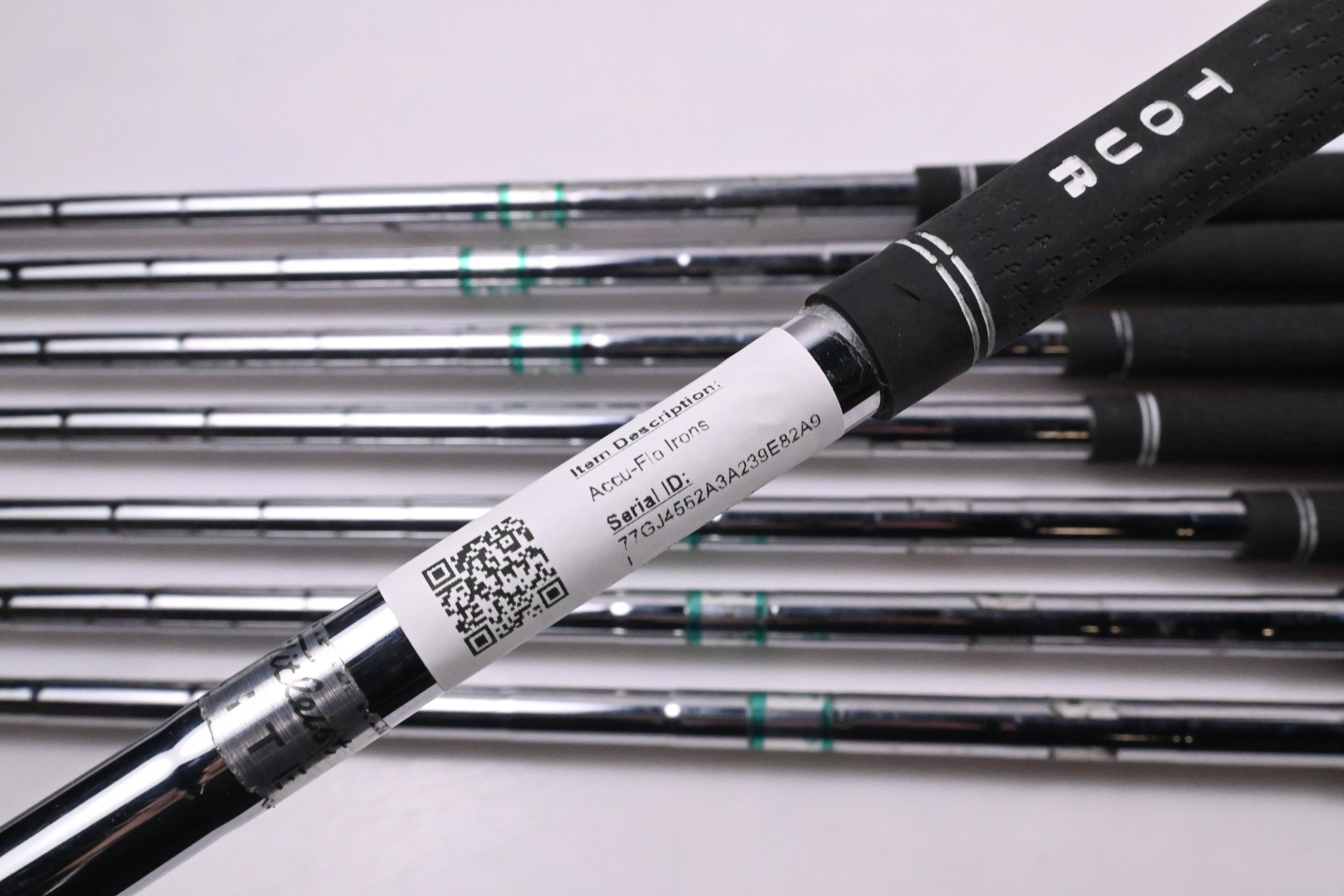 Titleist Accu-Flo Irons / 3-9i+SW / Regular Flex True Temper Lite Shafts