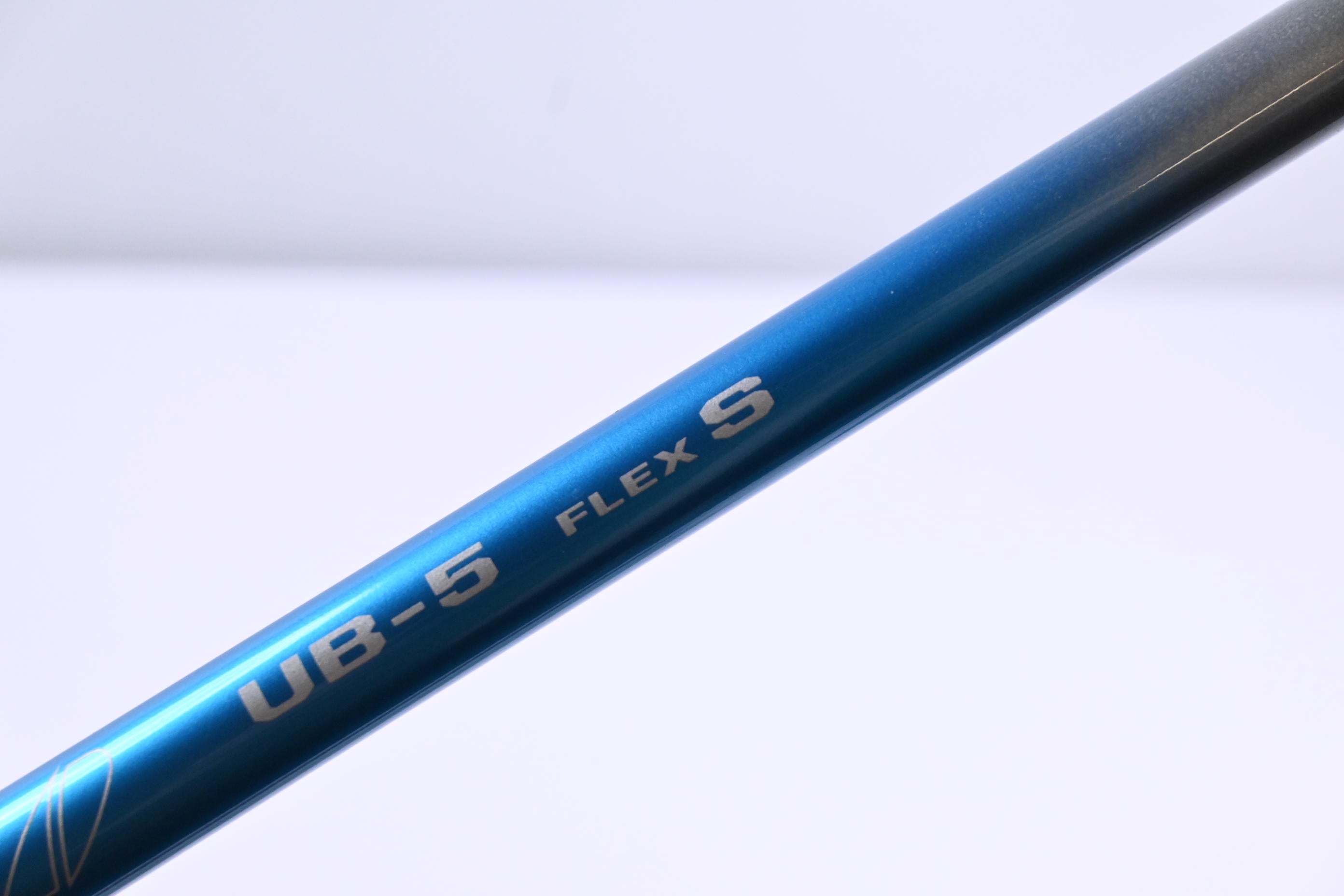Graphite Design Tour AD UB-5 Driver Shaft / Stiff Flex / Ping 3rd Gen Adapter