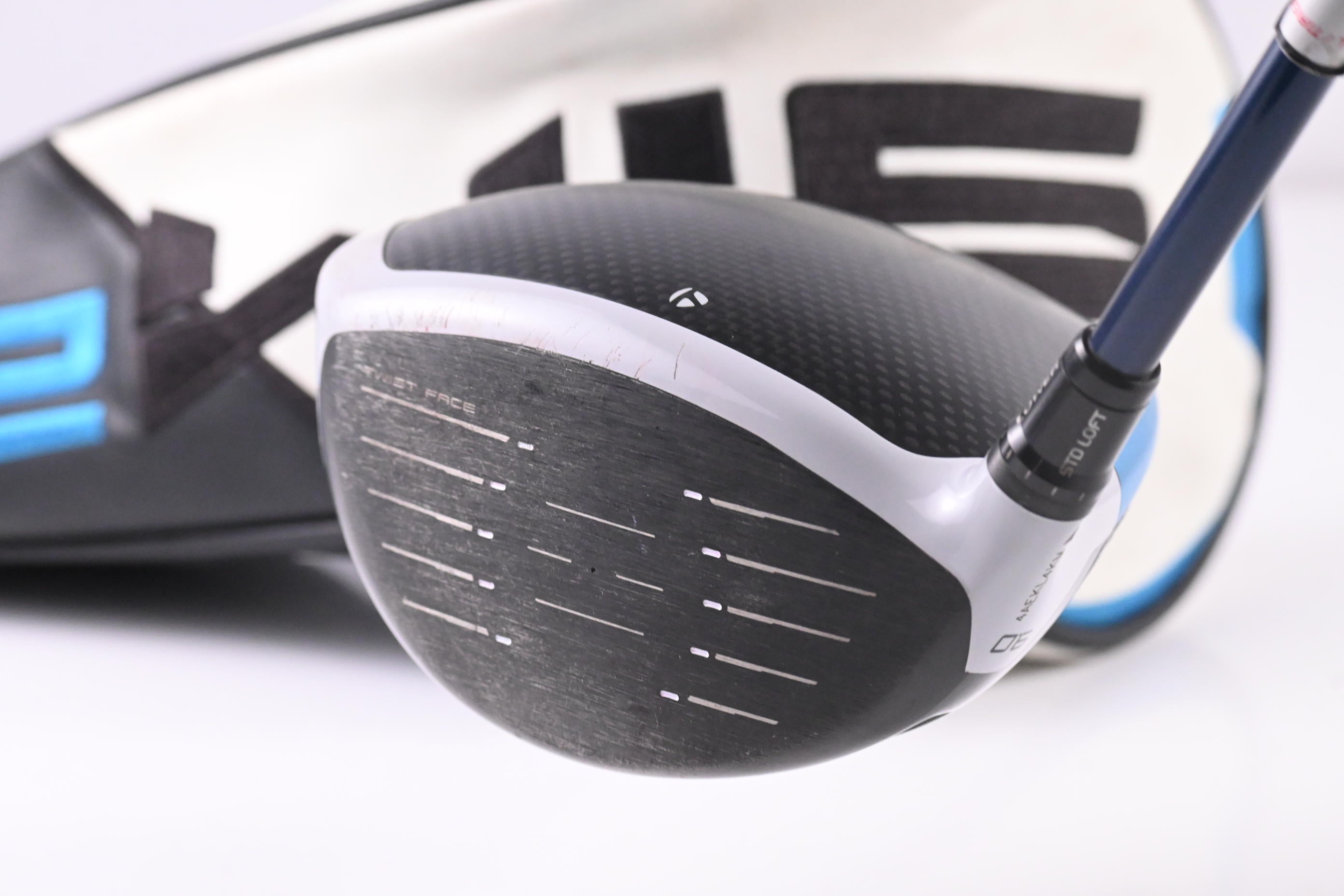 Taylormade SIM2 Driver / 9 Degree / Stiff Flex Ventus Blue 5 Shaft