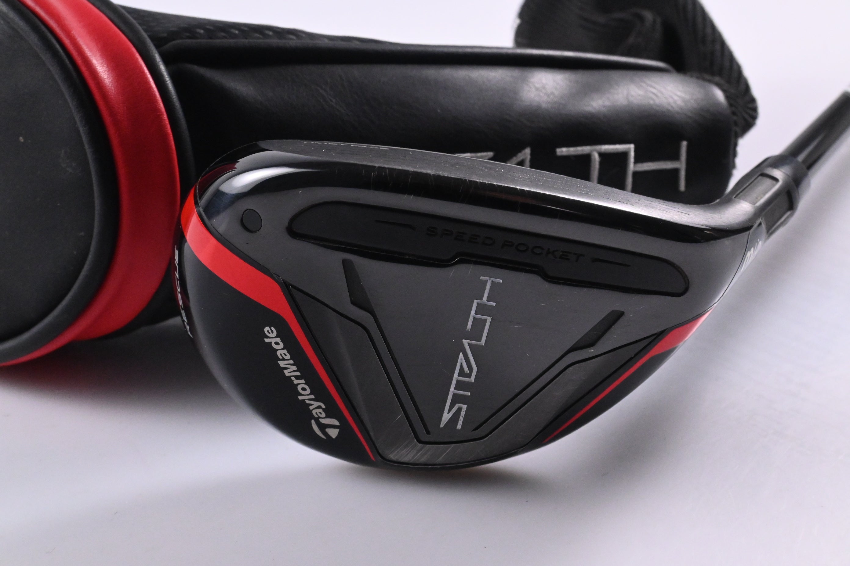 Taylormade Stealth #3 Hybrid / 19 Degree / Regular Flex Fujikura Ventus Red 6