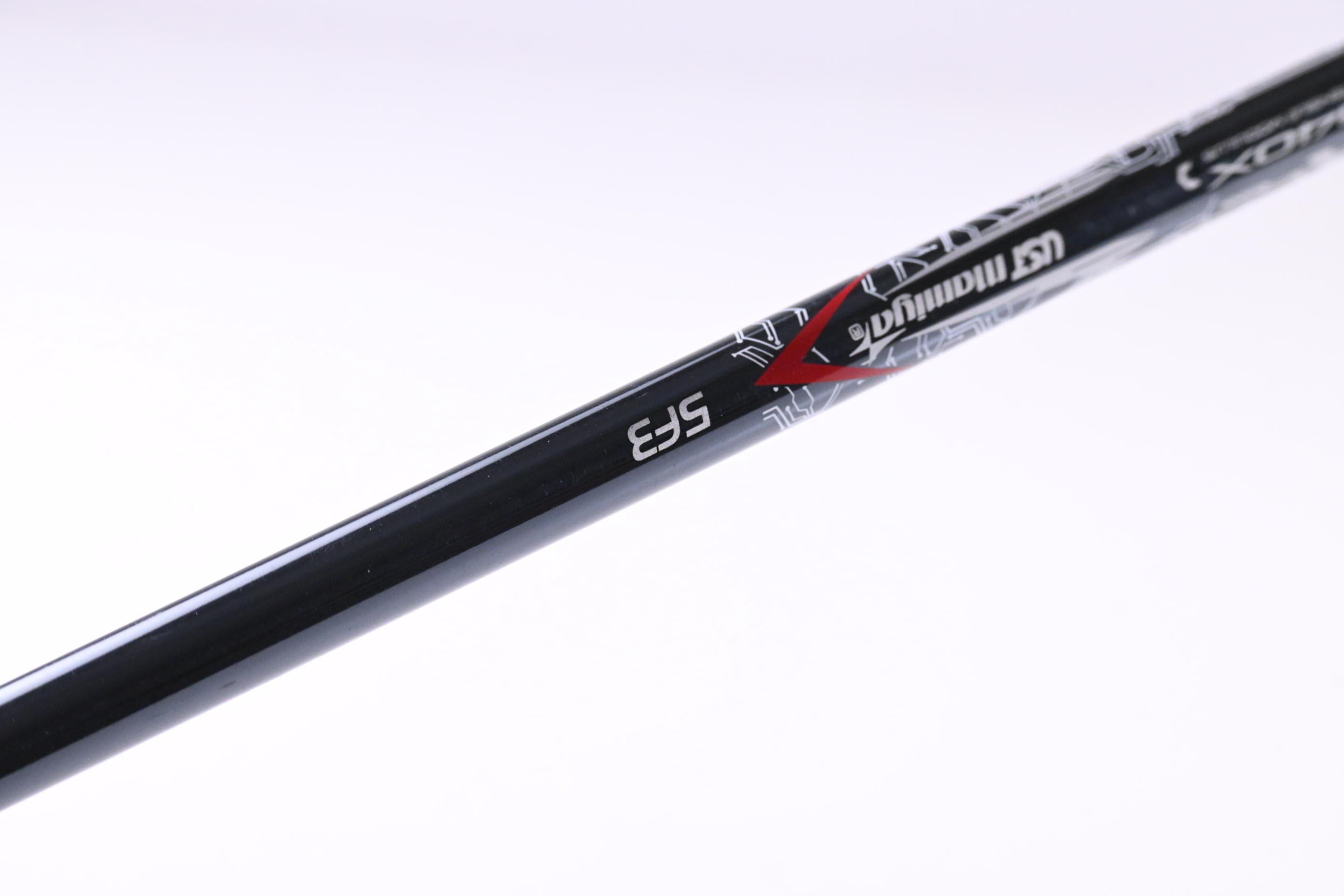 Mizuno ST-Max 230 Driver / 9.5 Degree / Regular Flex UST LinQ Red 5 M40X Shaft