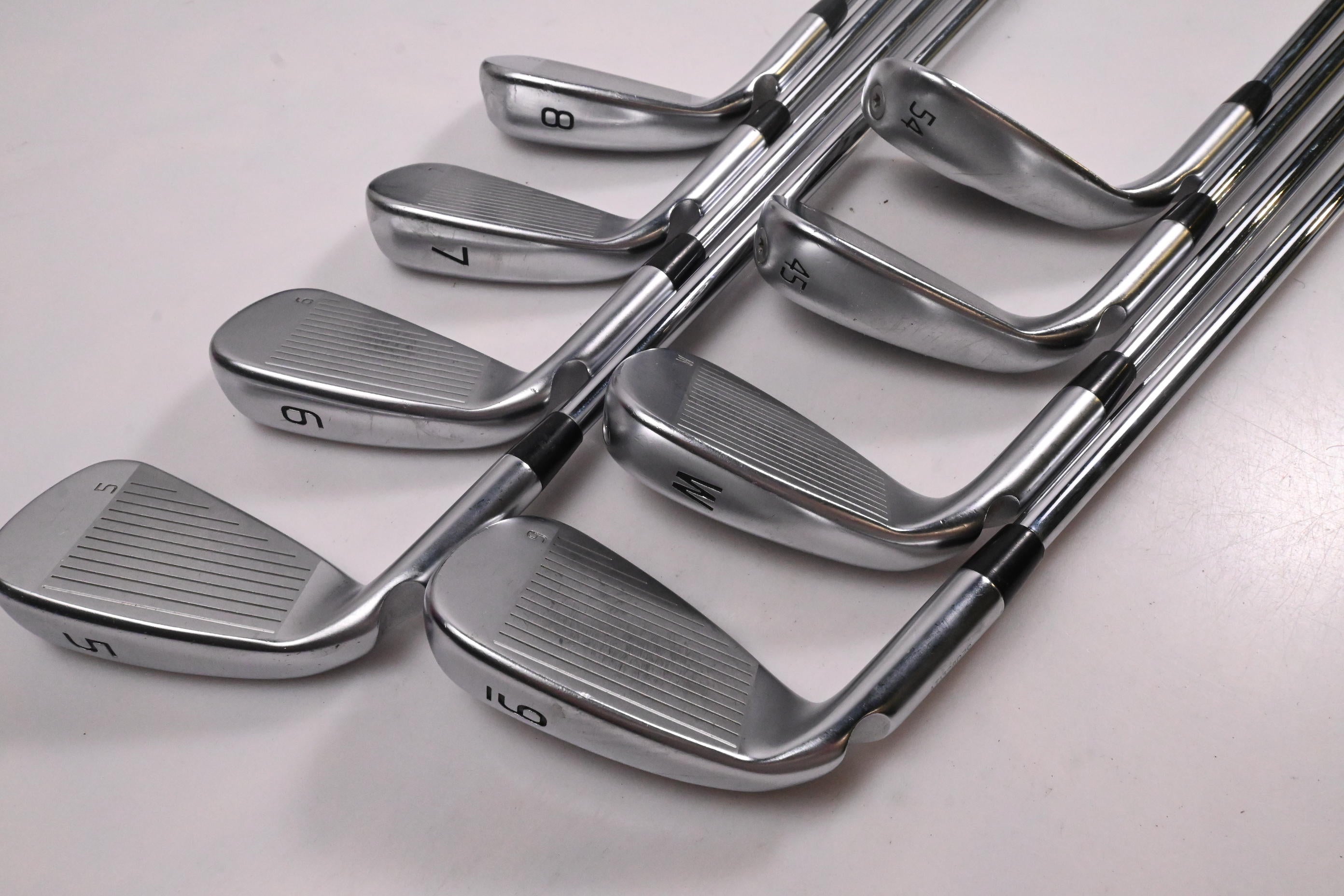 Ping G430 Irons / 5-PW+45°+54° / White Dot / Regular Flex Ping AWT 2.0 Shafts