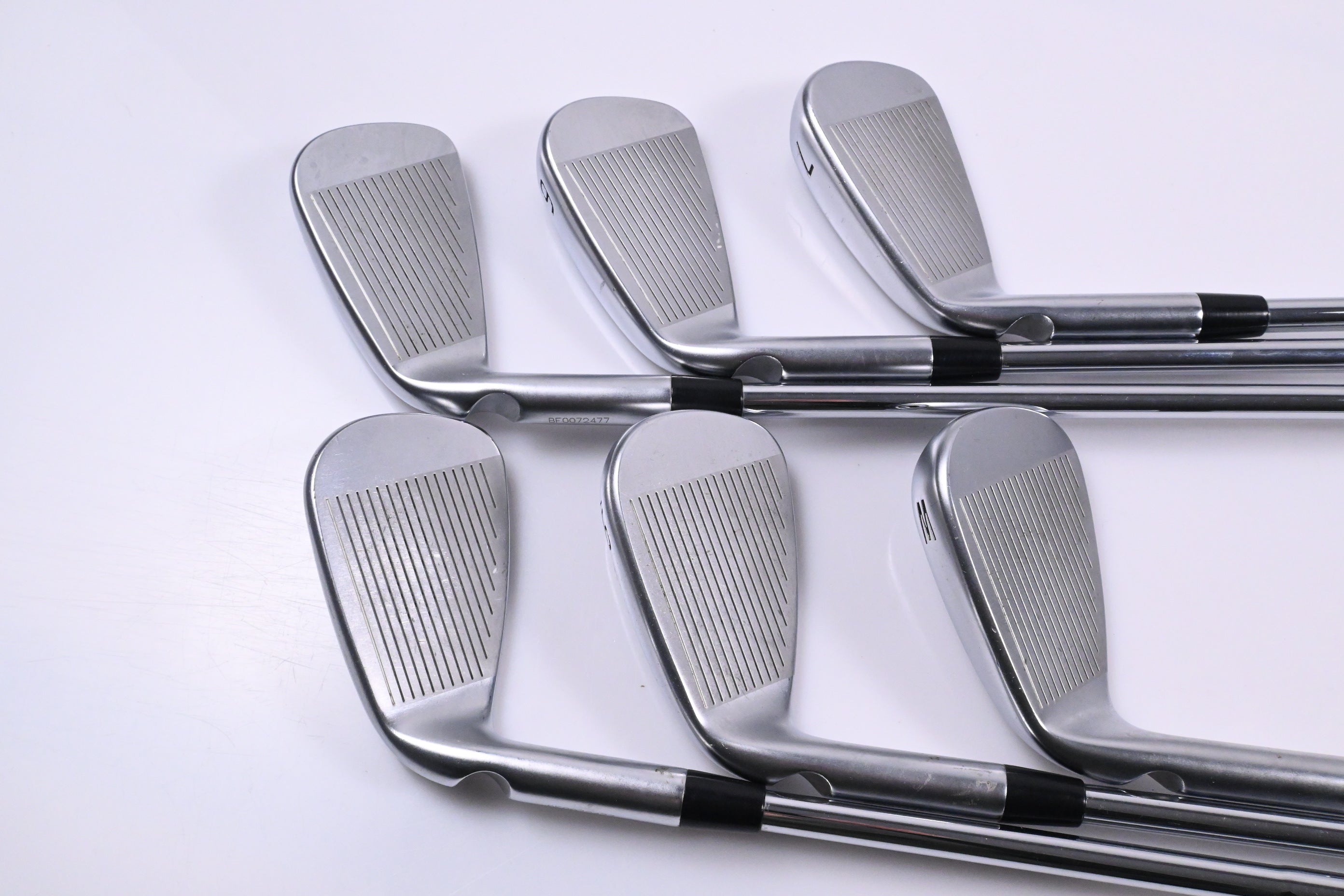 Ping i530 Irons / 5-PW / Red Dot / Stiff Flex Dynamic Gold MID 115 S300 Shafts
