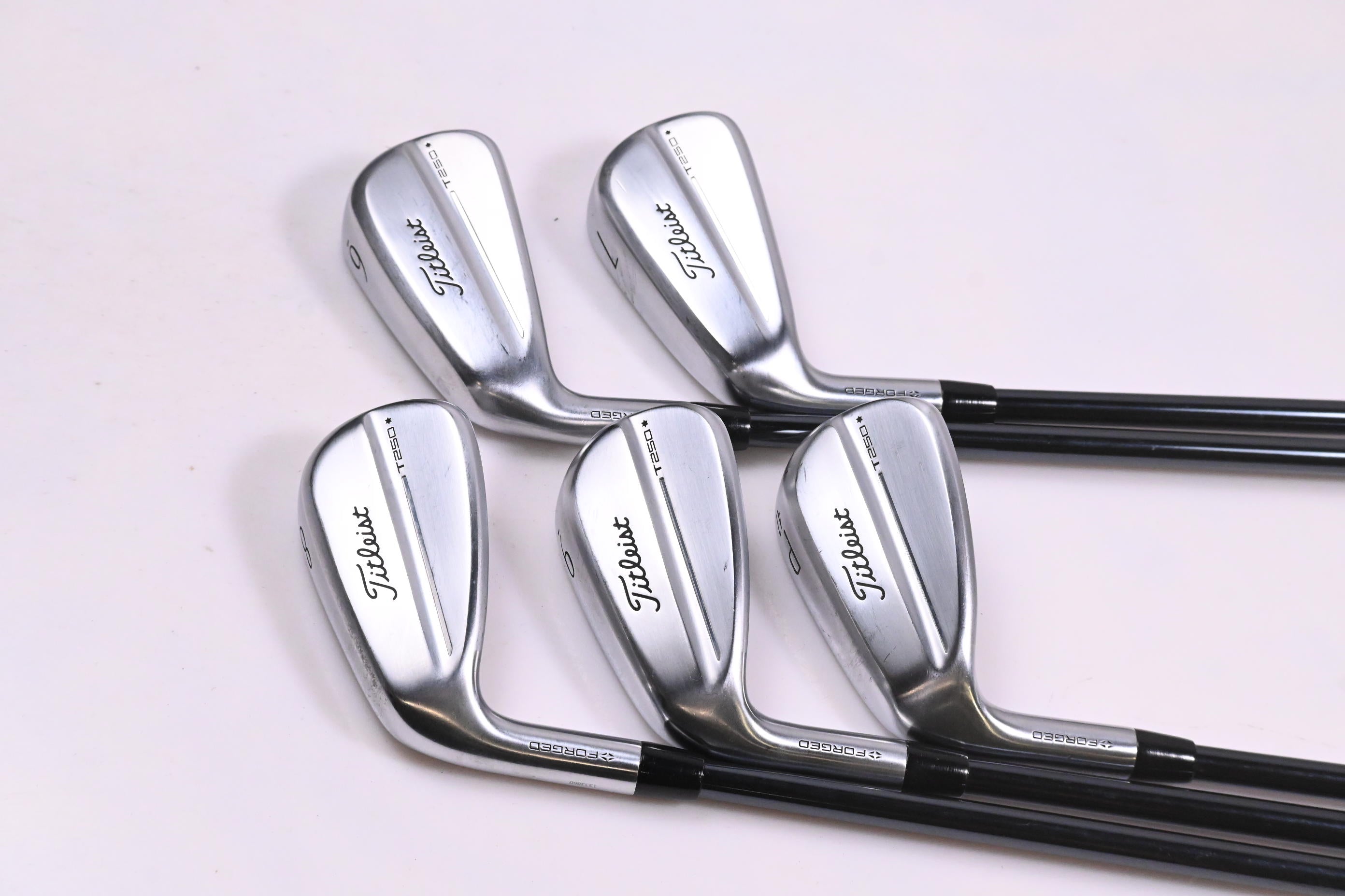 Left Hand Titleist T250* 2025 Irons / 6-PW / Regular Flex UST Recoil Dart 65