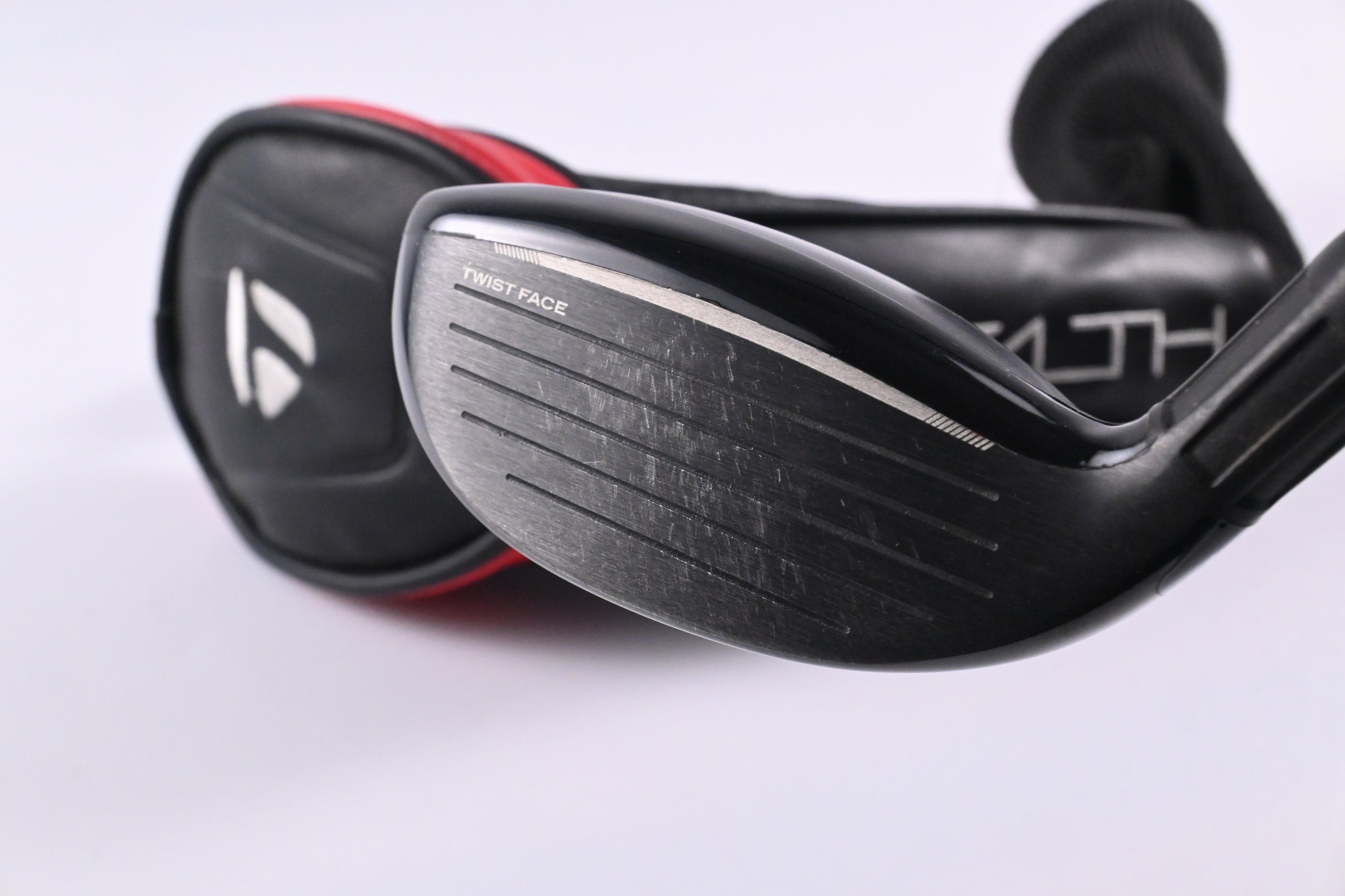 Taylormade Stealth #3 Hybrid / 19 Degree / Regular Flex Fujikura Ventus Red 6
