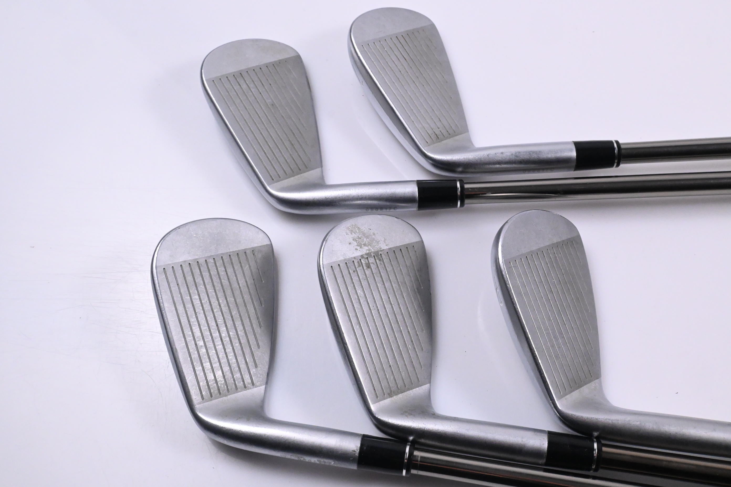 Mizuno JPX 900 Forged Irons / 6-PW / Stiff Flex UST Recoil 95 Shafts