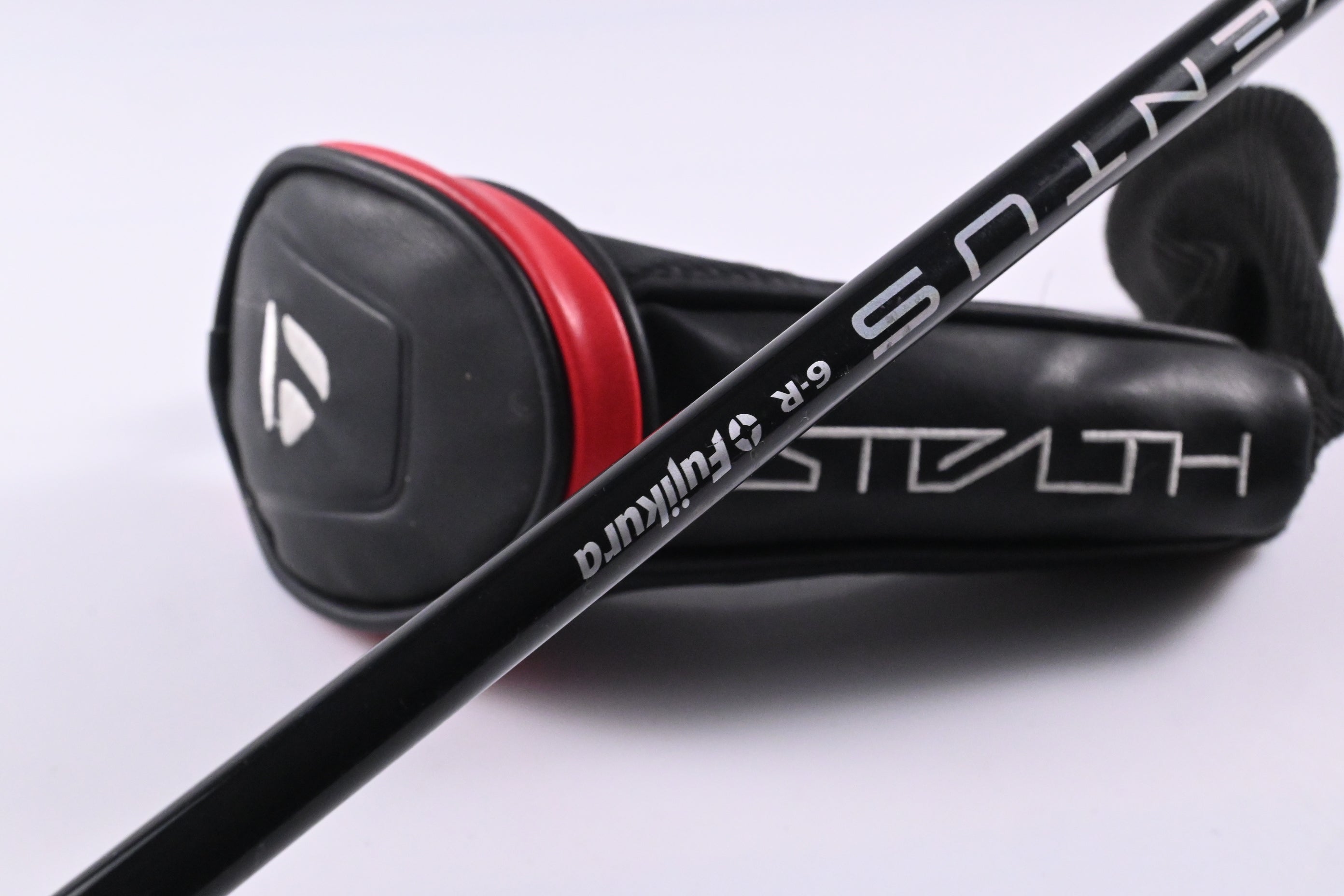 Taylormade Stealth #3 Hybrid / 19 Degree / Regular Flex Fujikura Ventus Red 6