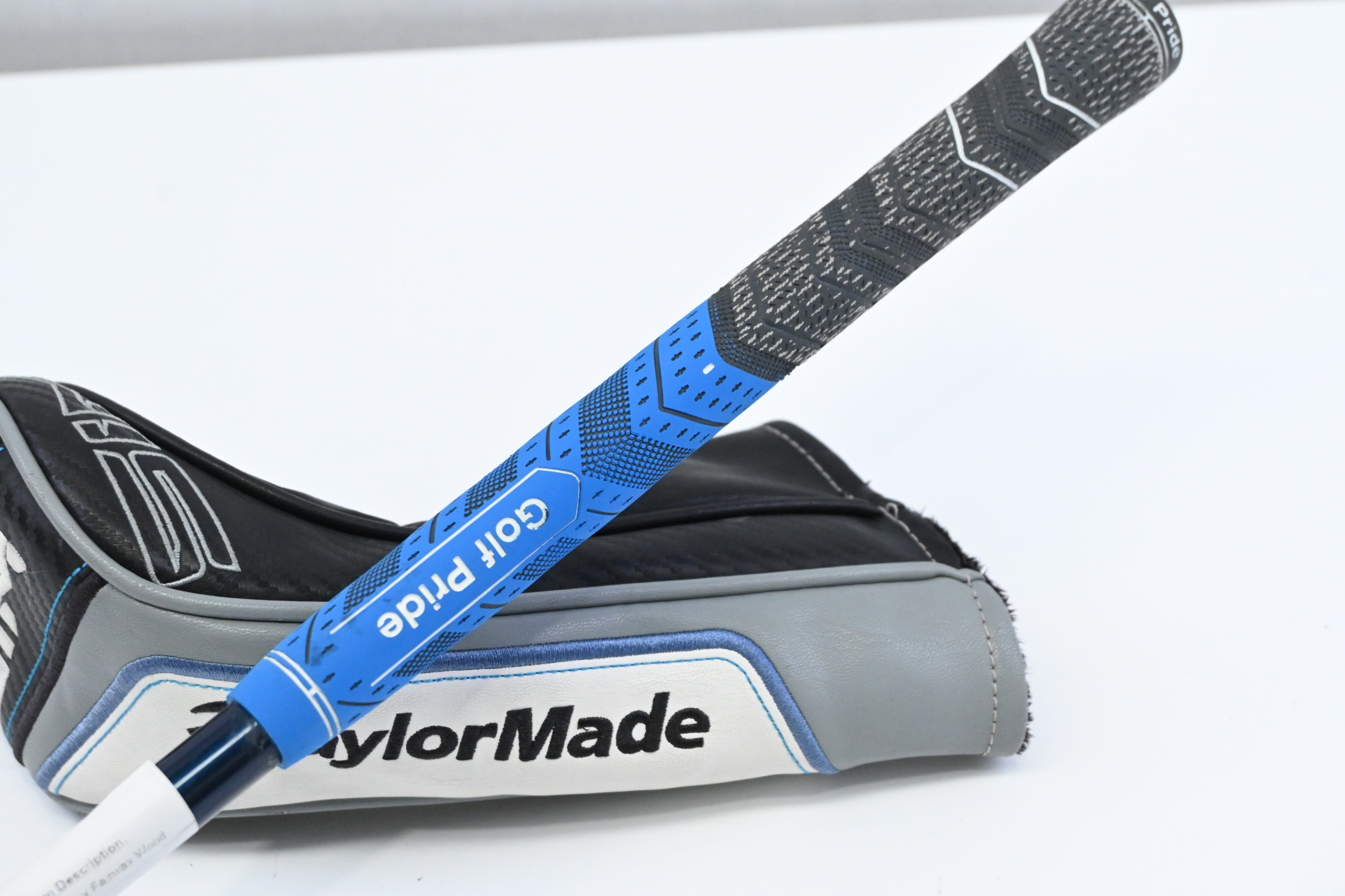 Taylormade SIM Max #5 Wood / 18 Degree / Stiff Flex Fujikura Ventus Blue 6 Shaft