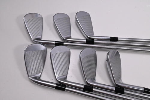 Mizuno Pro 225 Irons / 4-PW / X-Flex KBS Tour C-Taper 130 Shafts