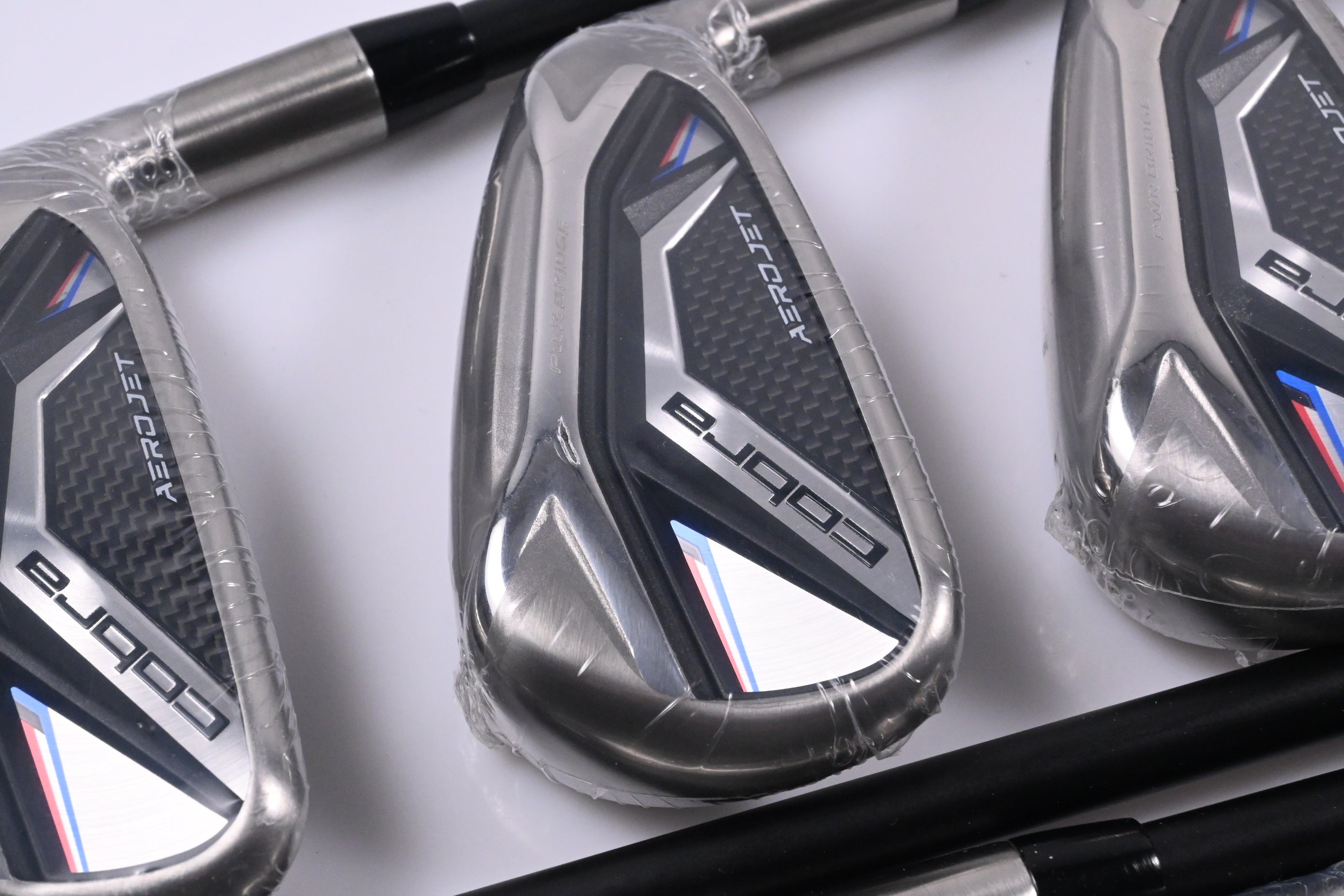 Cobra Aerojet Irons / 5-PW+SW / Senior Flex KBS PGI 65 Shafts