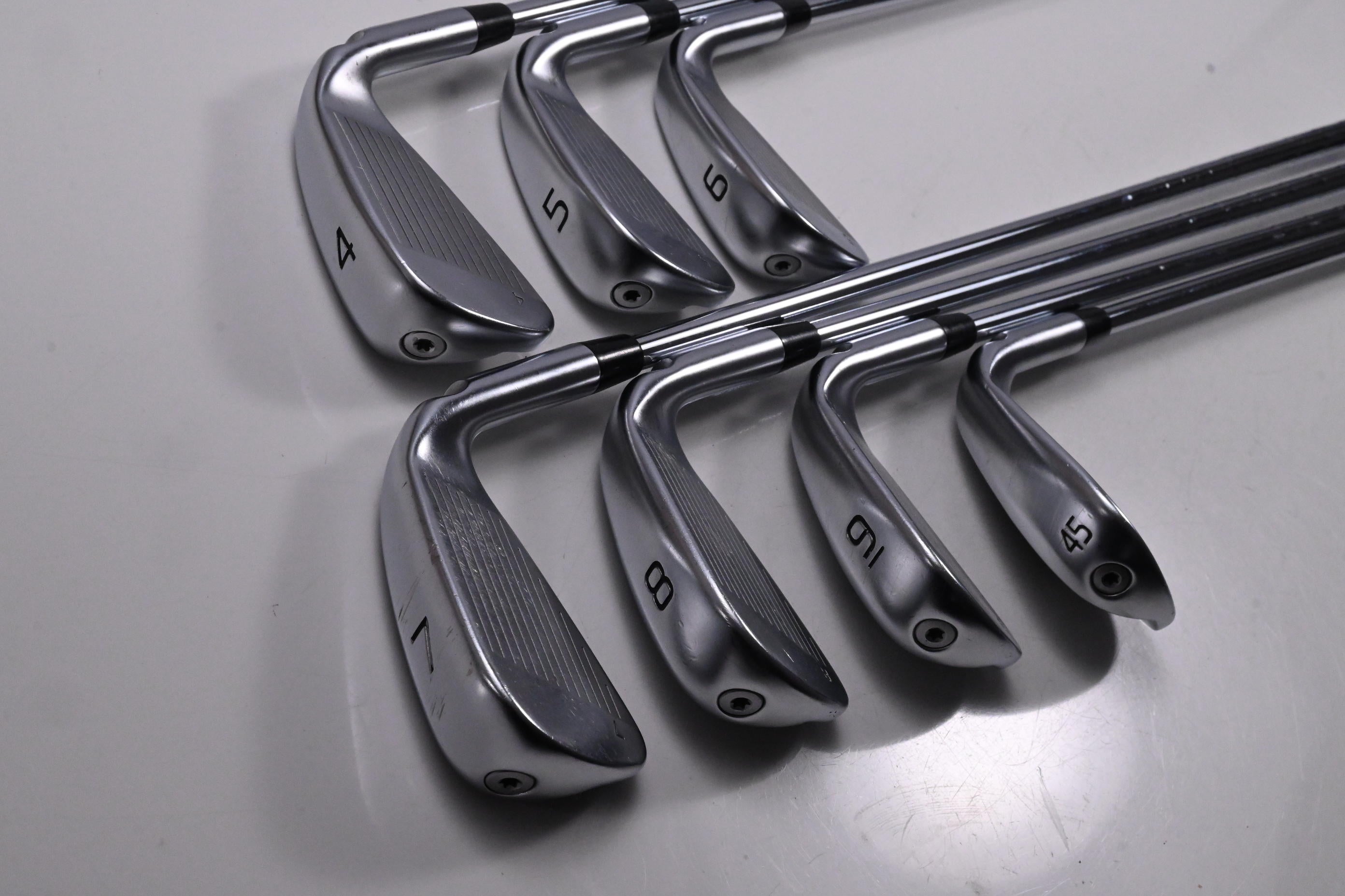 Left Hand Ping G430 Irons / 4-9i+45 / Green Dot / Regular Flex Ping AWT 2.0