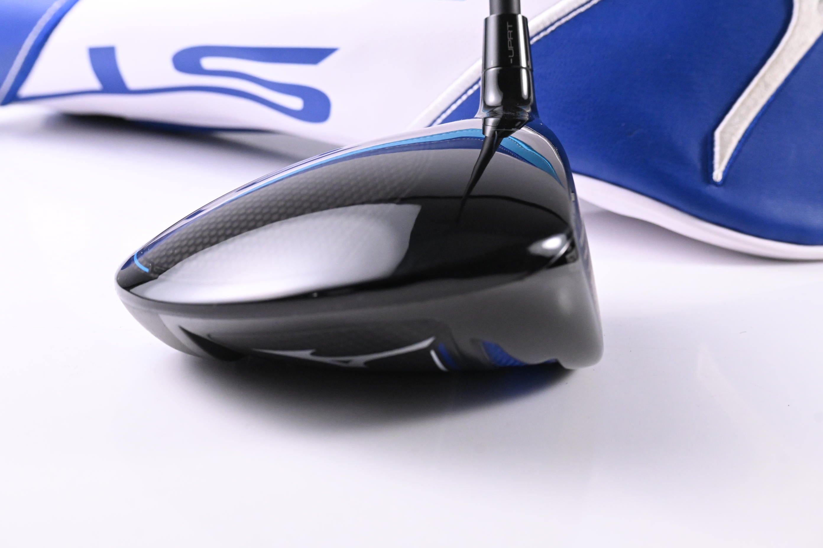 Mizuno ST-Max 230 Driver / 10.5 Degree / X-Flex Fujikura Motore X F3 6 Shaft