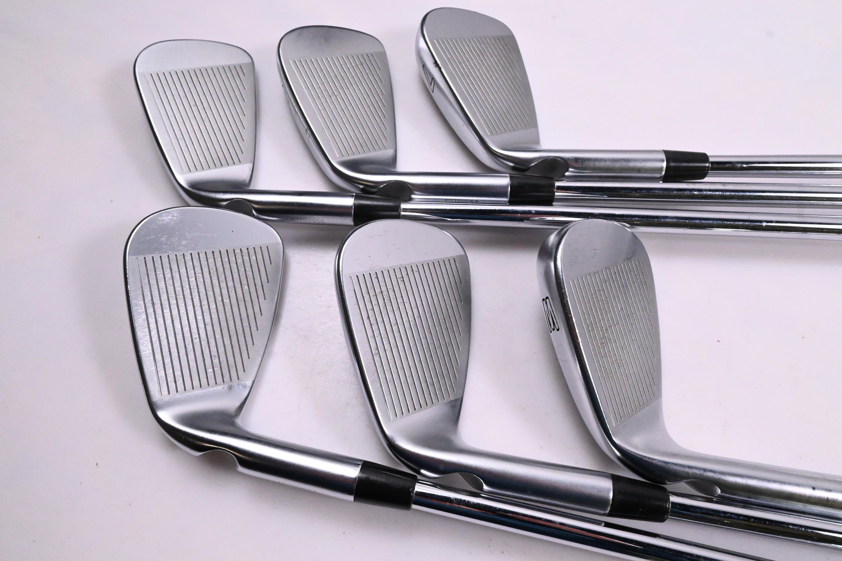 Ping i525 Irons / 5-PW / Blue Dot / Regular Flex Ping AWT 2.0 Shafts