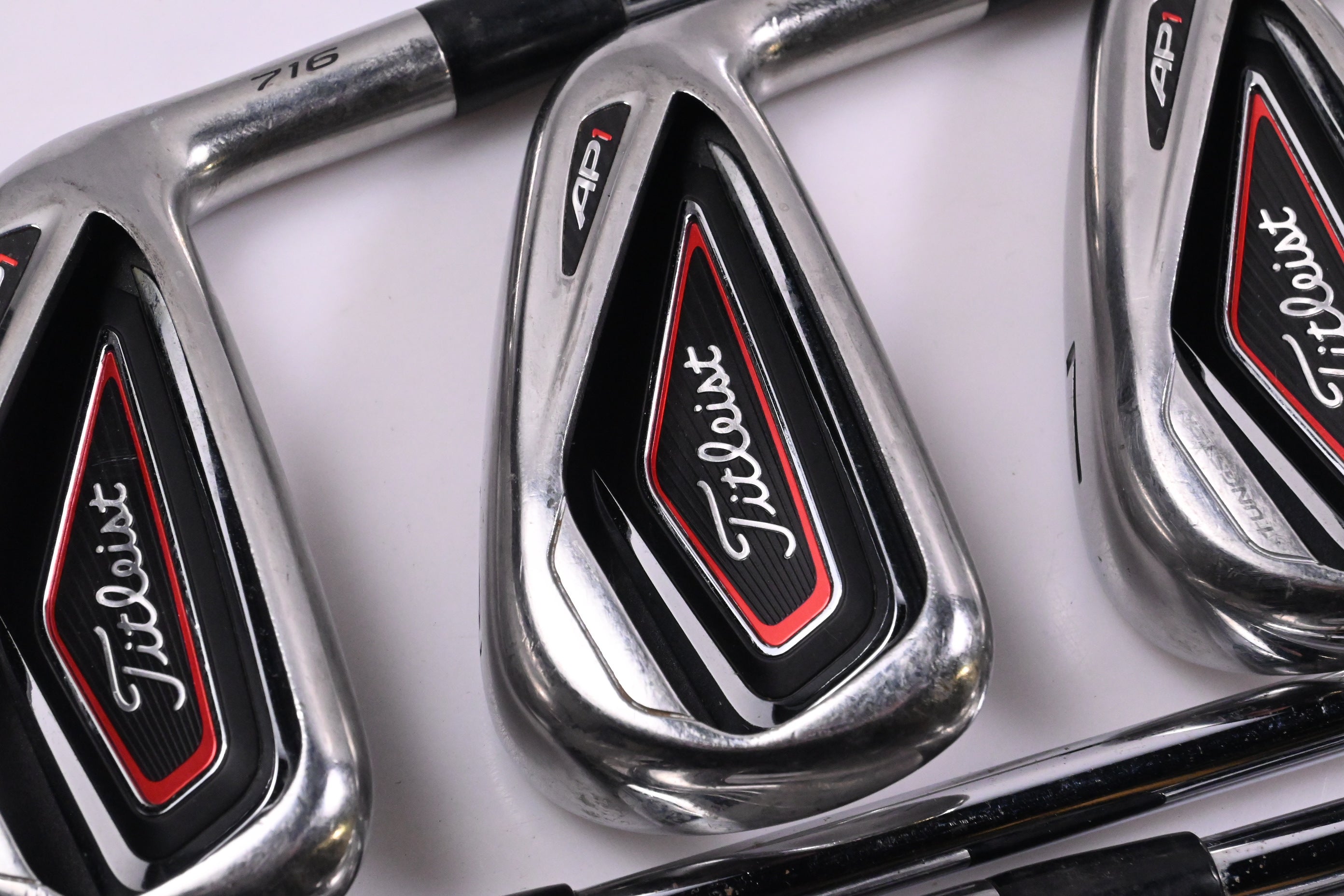 Titleist 716 AP1 Irons / 5-PW+GW / Regular Flex XP 90 R300 Shafts