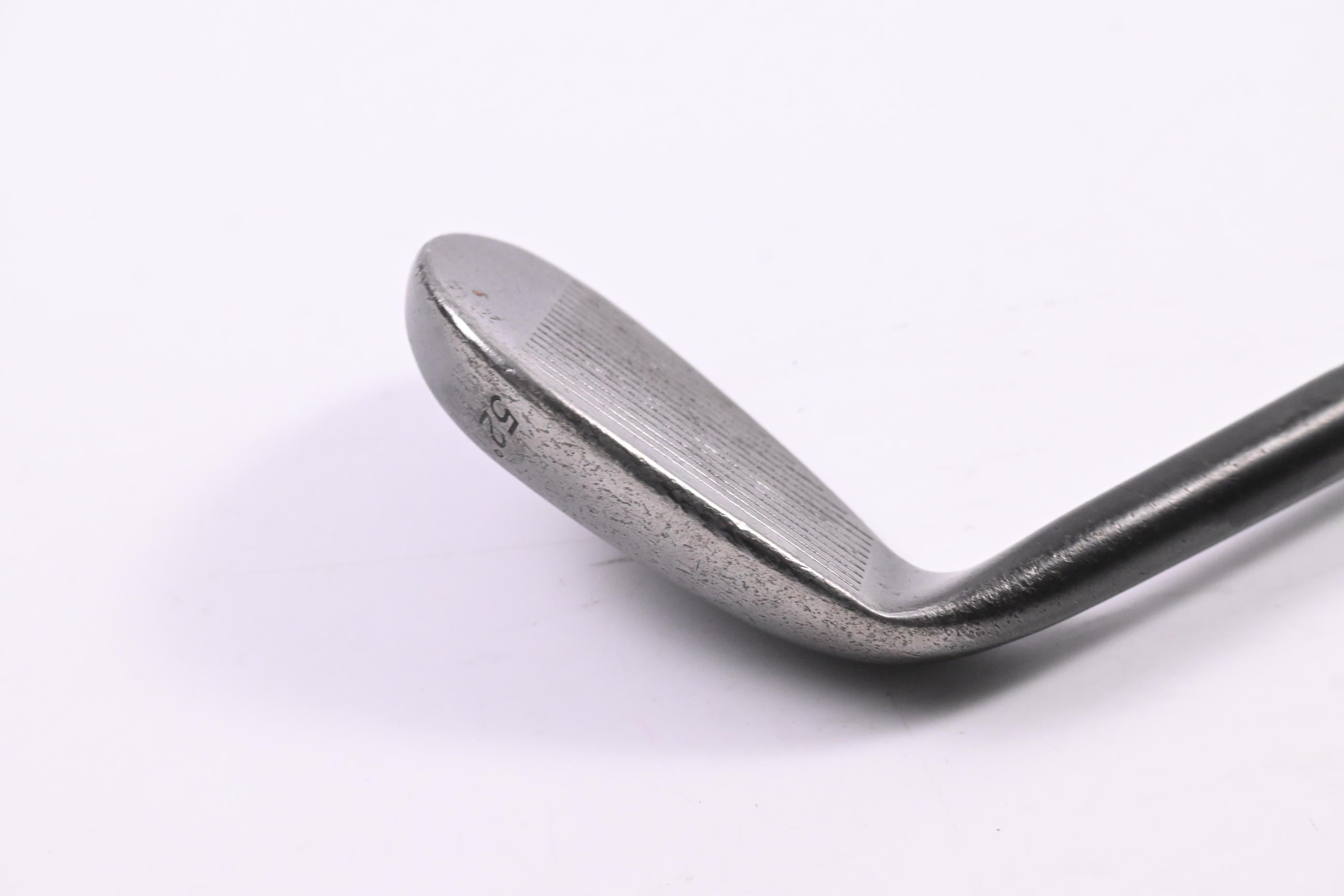 Taylormade RAC Black Gap Wedge / 52 Degree / Wedge Flex Dynamic Gold Shaft