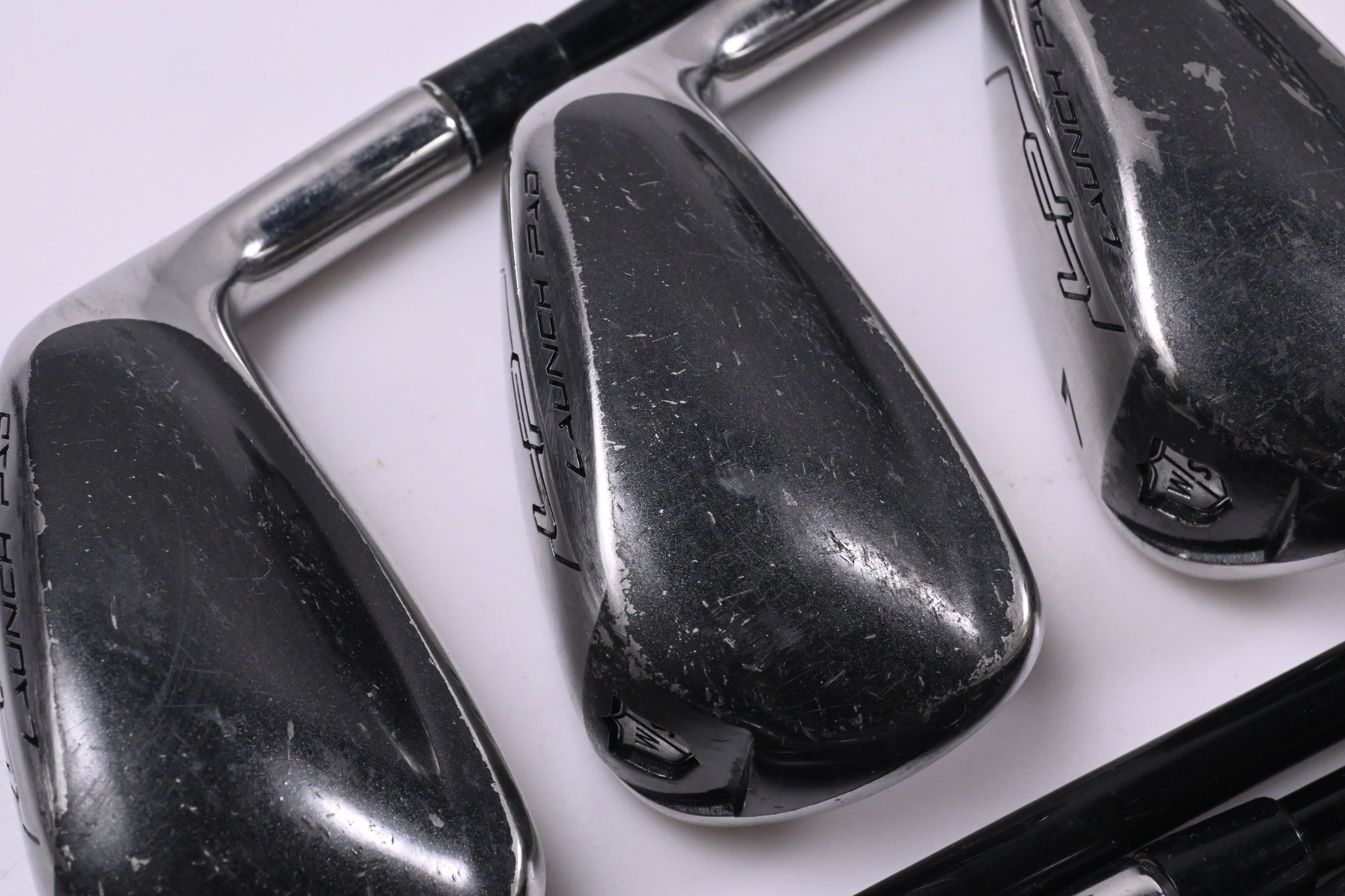 Wilson Launch Pad Irons / 5-PW+SW / Senior Flex UST ProForce Shafts