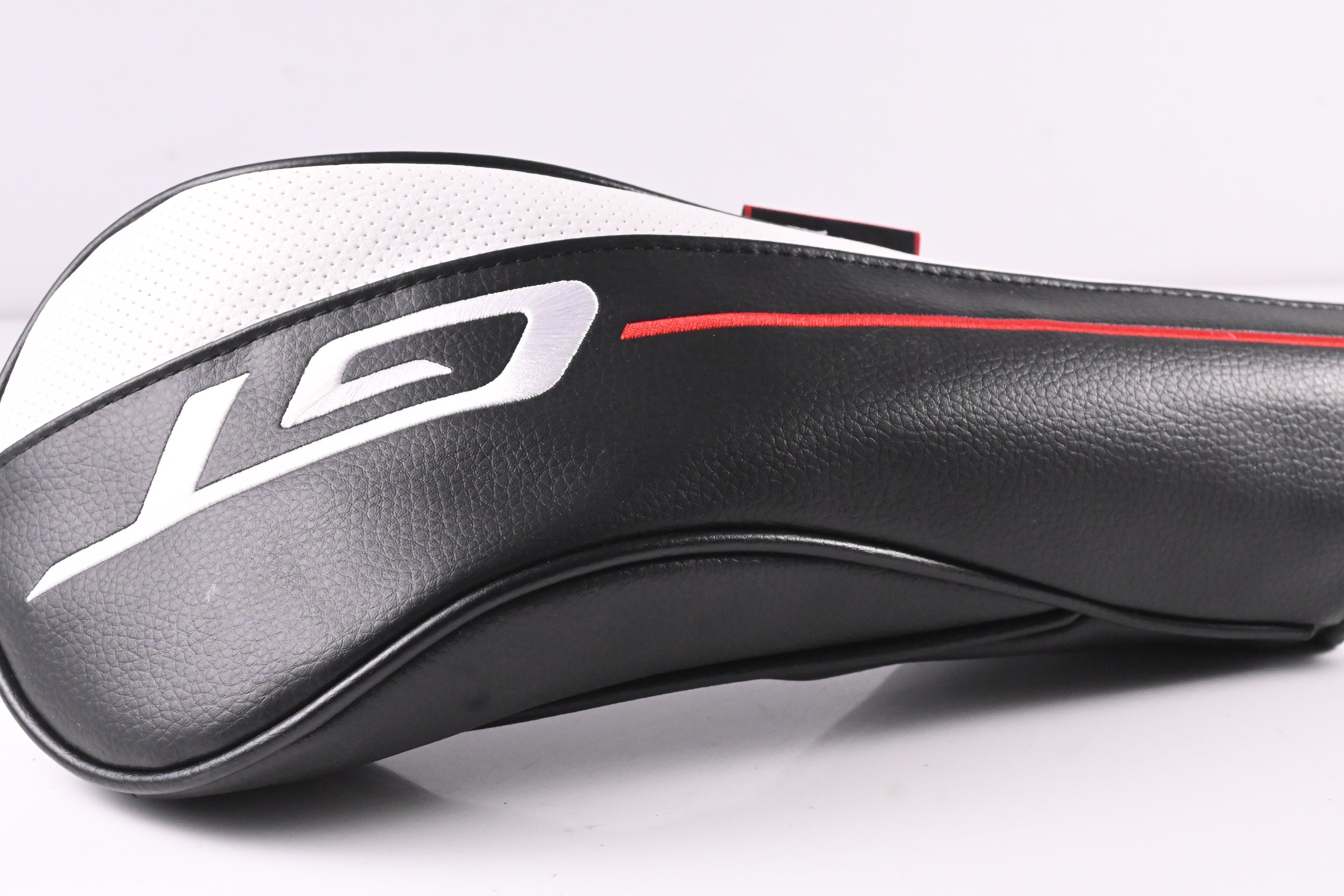 Titleist GT2 Driver / 10 Degree / Regular Flex Tensei 1K Blue 55 Shaft